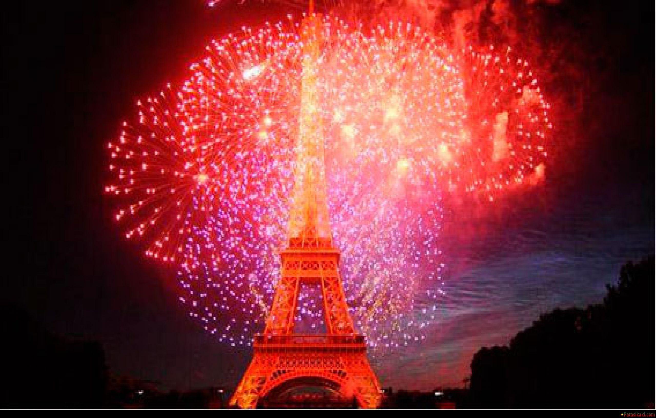 Lighting Before Eiffel Tower On Bastille Day, Download Fastival