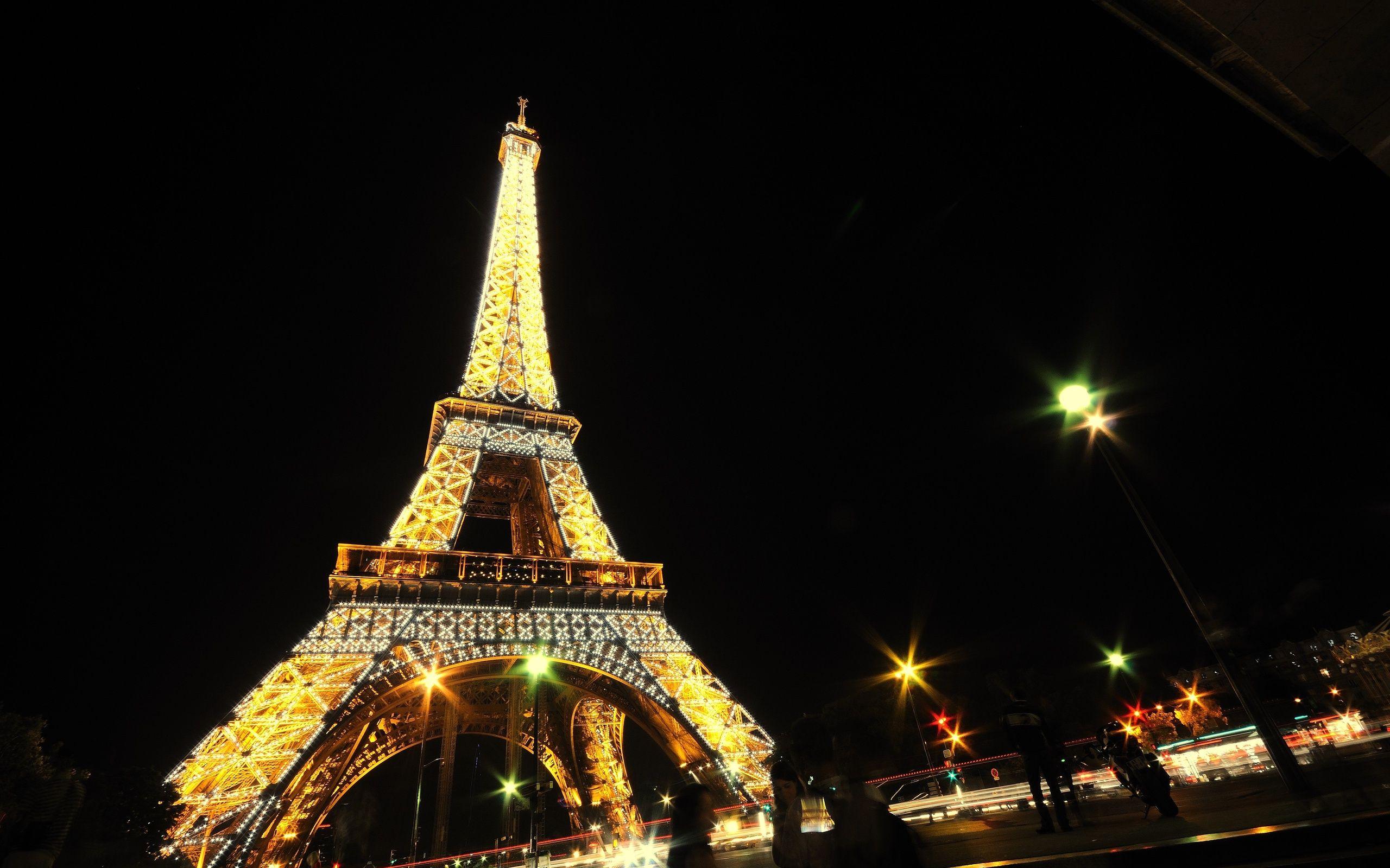 Eiffel Tower Paris night wallpaperx1600