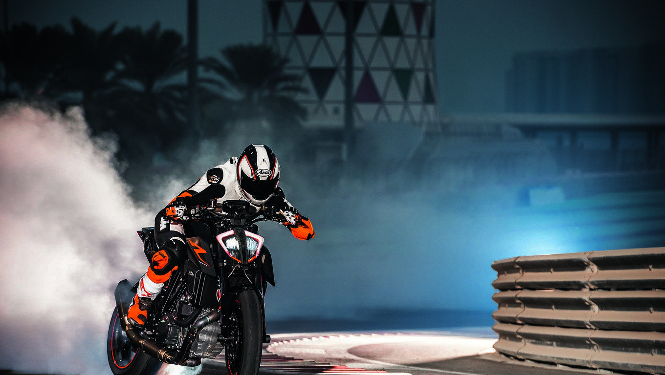 KTM 1290 Super Duke Drifting Laptop HD HD 4k Wallpaper
