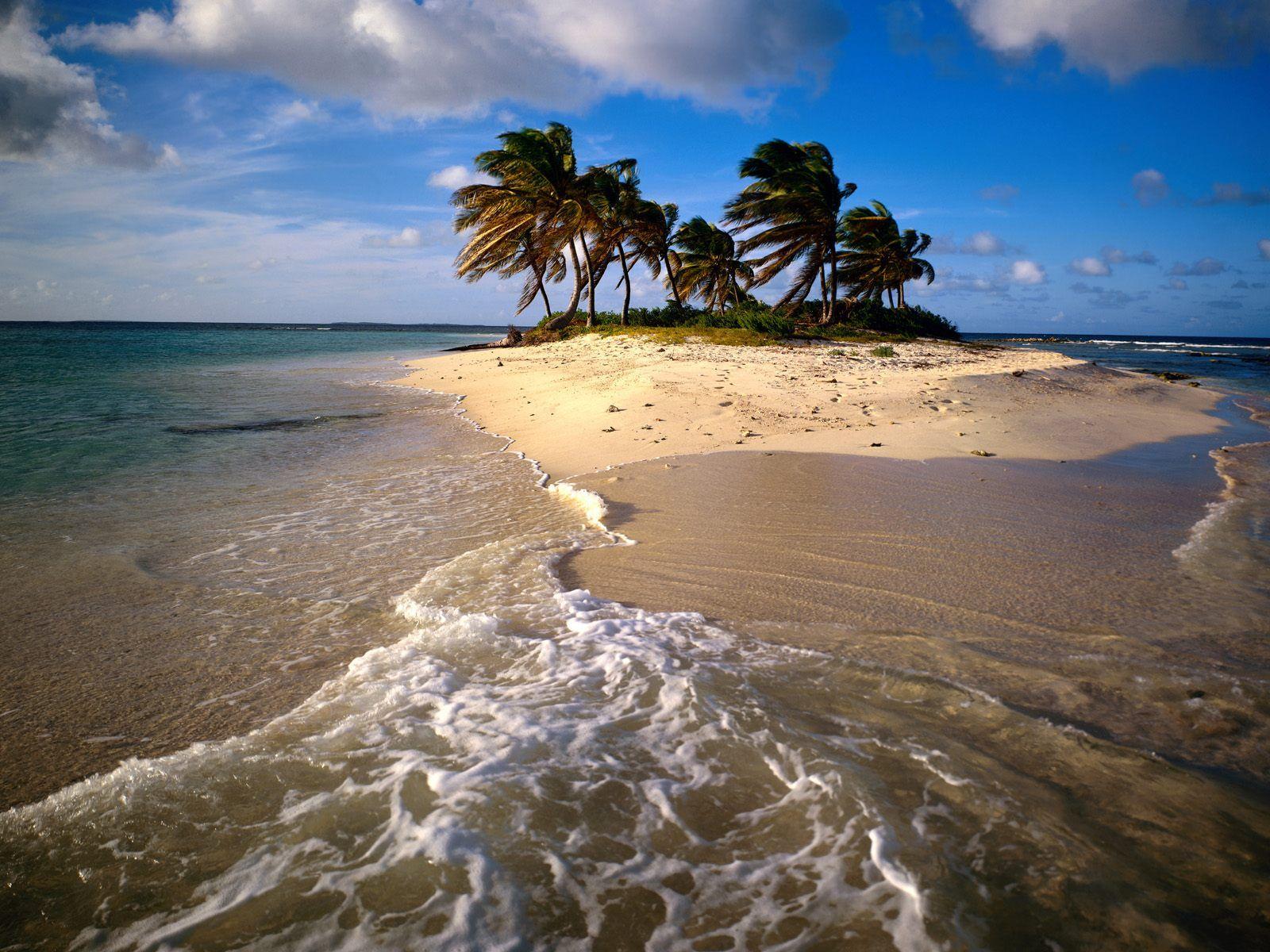 Sandy Island Caribbean Wallpaper