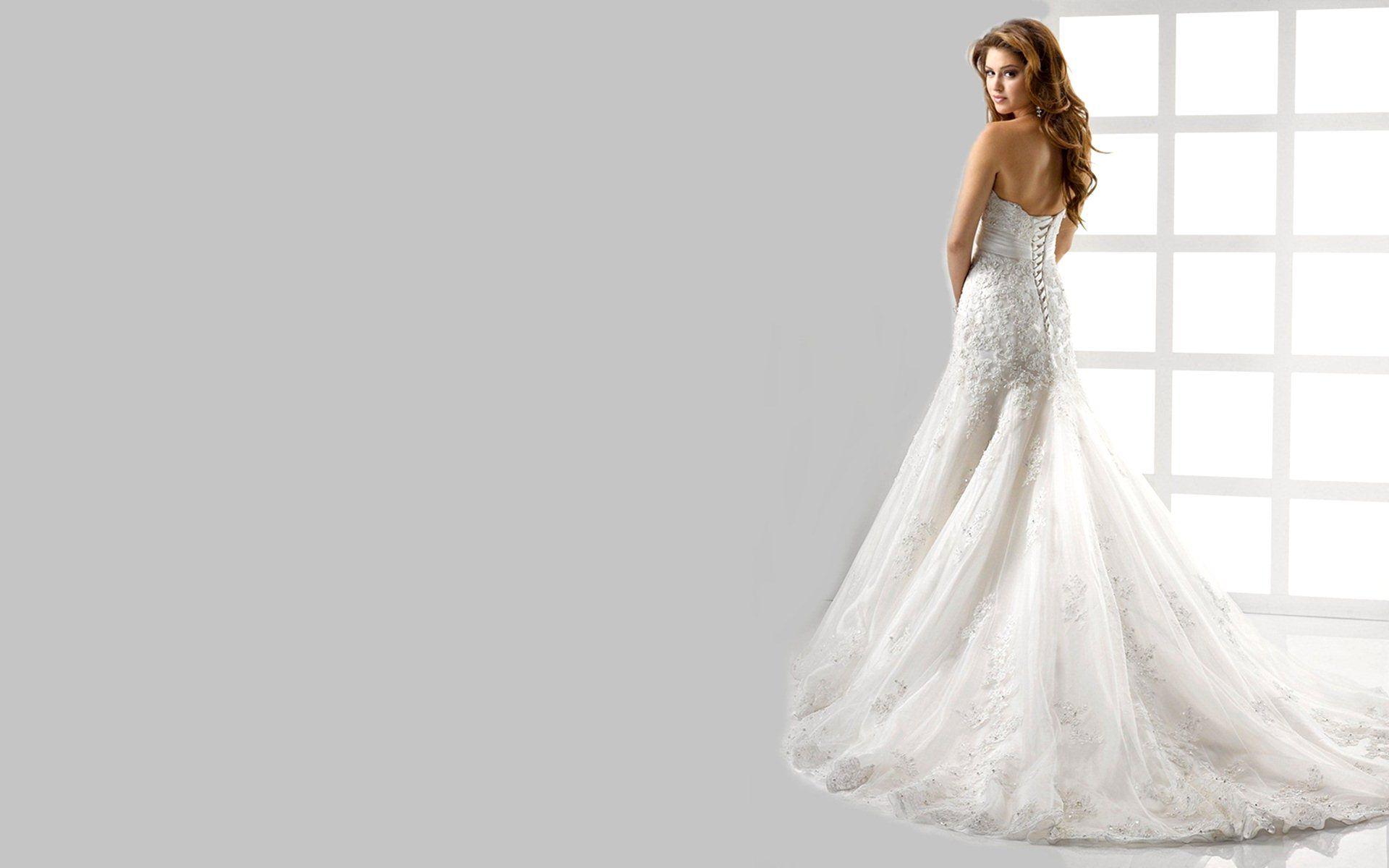 Girl Wearing Beautiful Gown Wedding Dresses HD Wallpaper