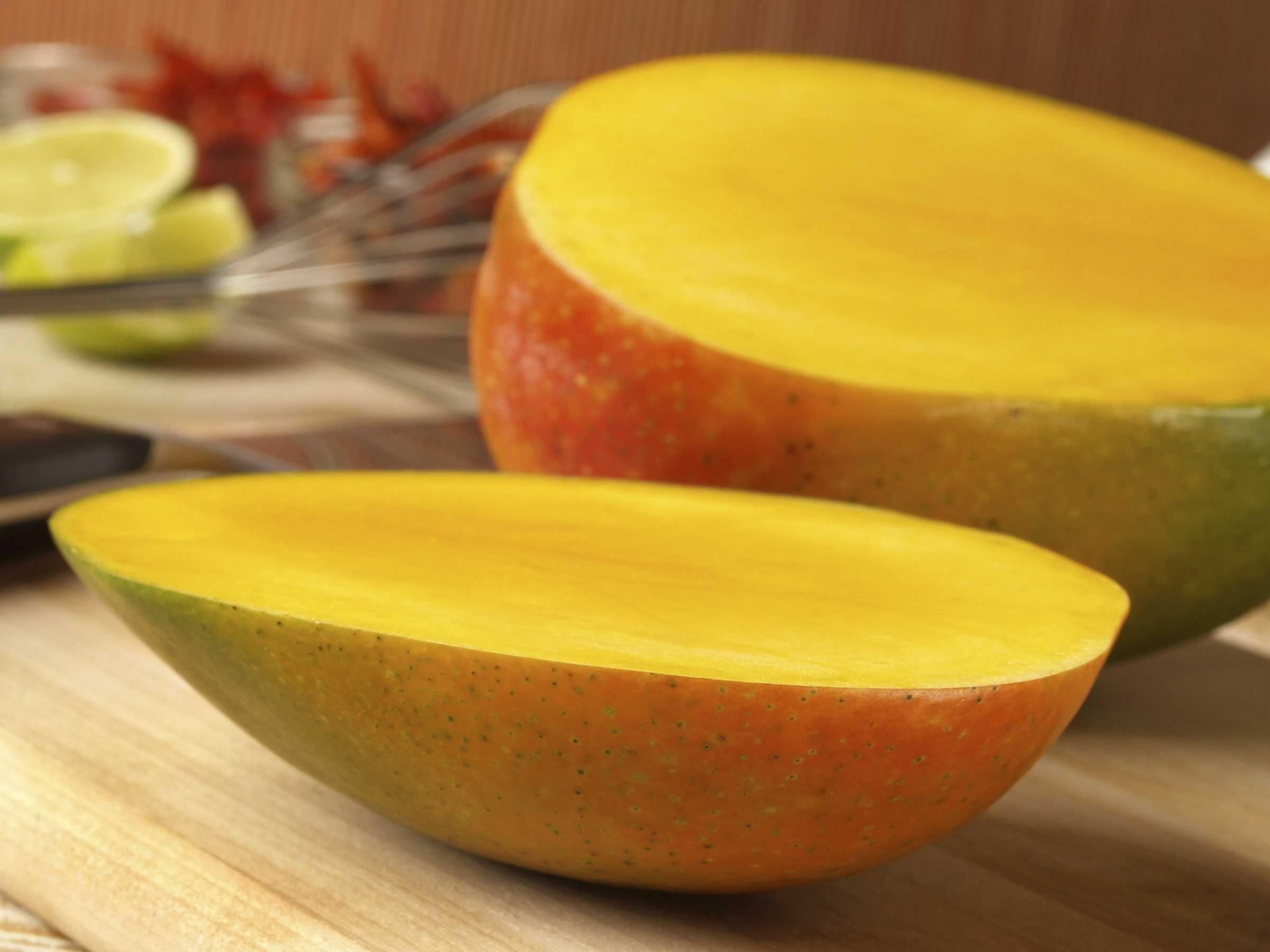 Sweet Fruit Mango Wallpaper HD Picture