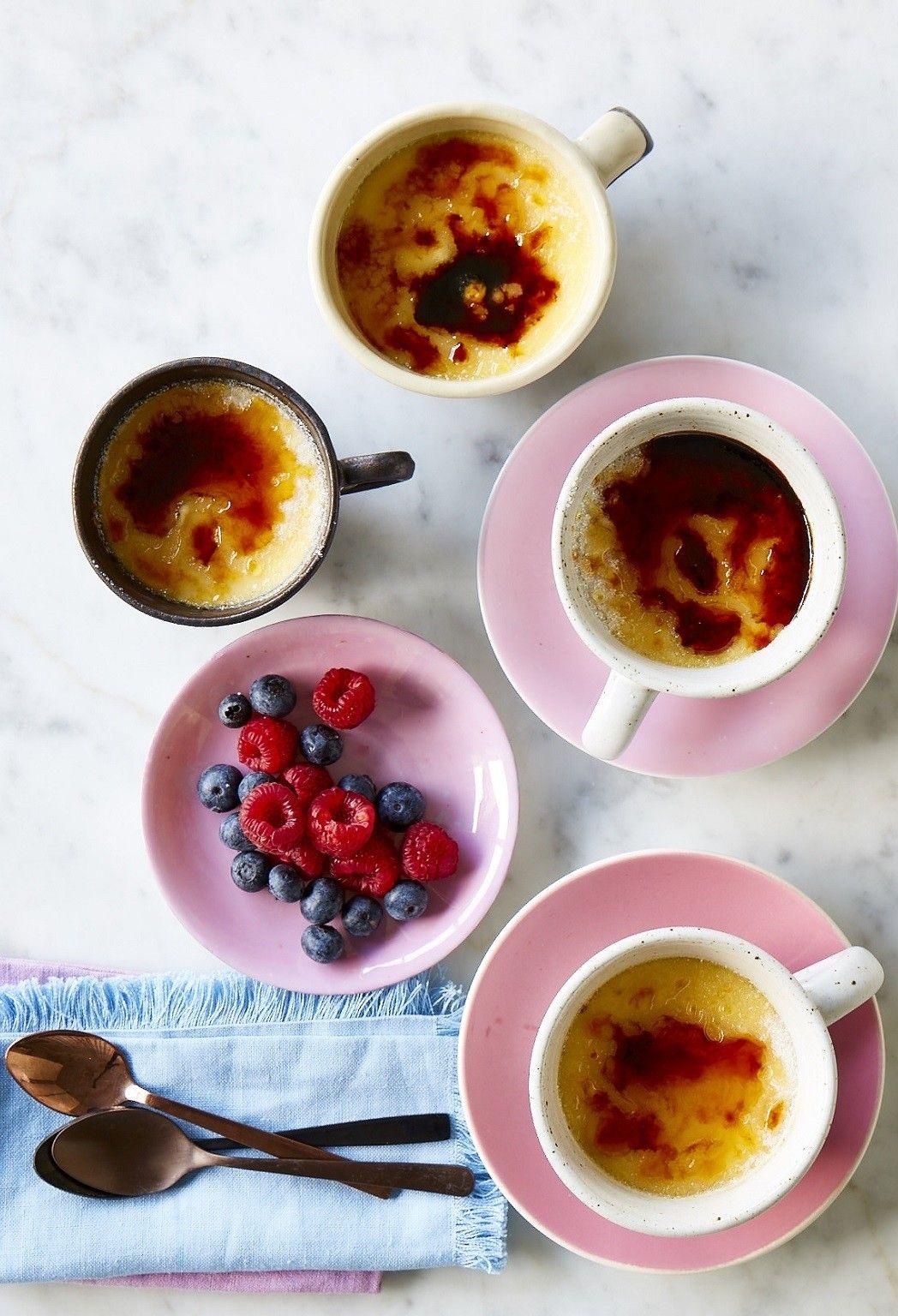 White chocolate crème brulee without an oven