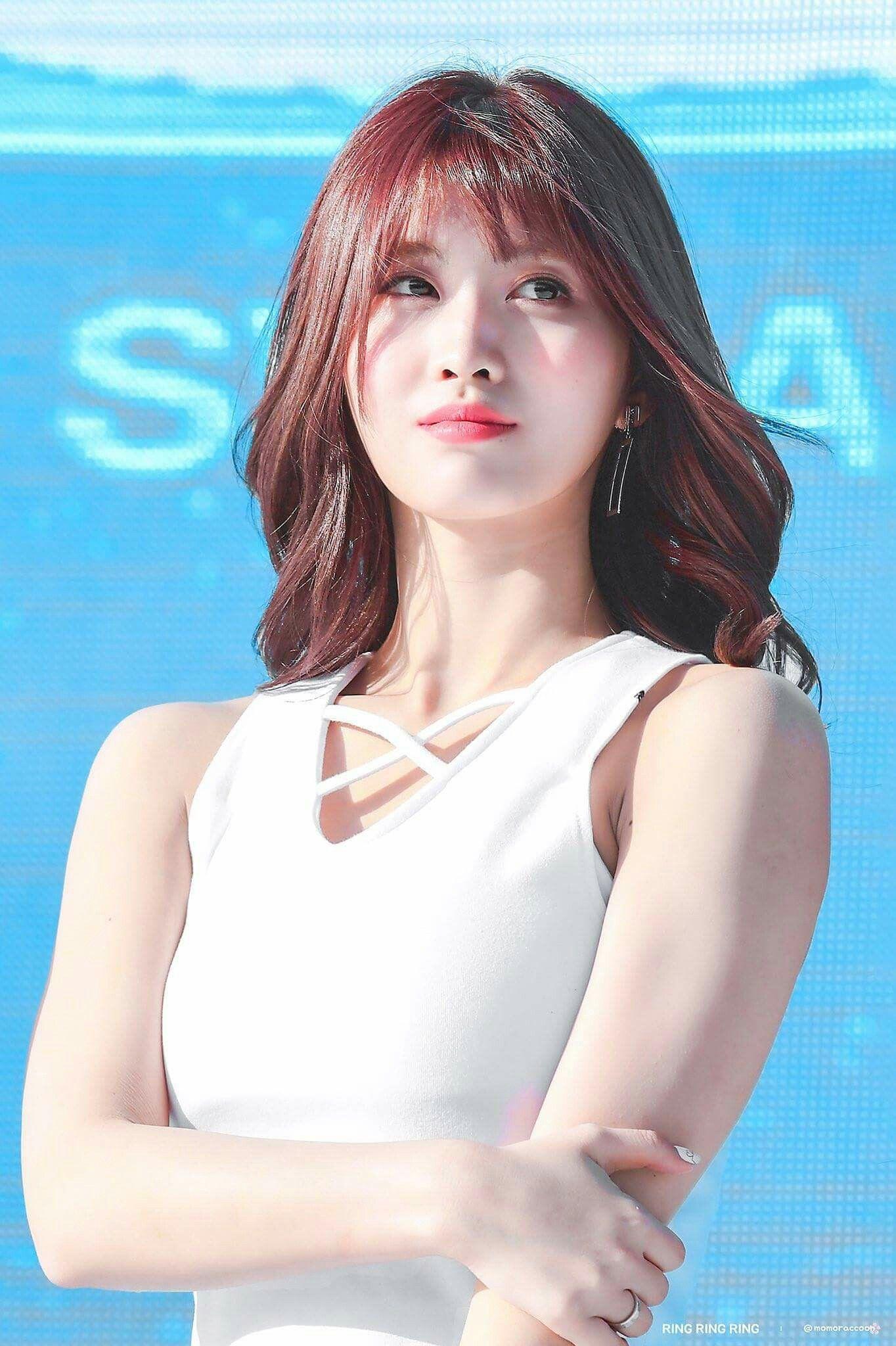 Hirai Momo Wallpapers Wallpaper Cave