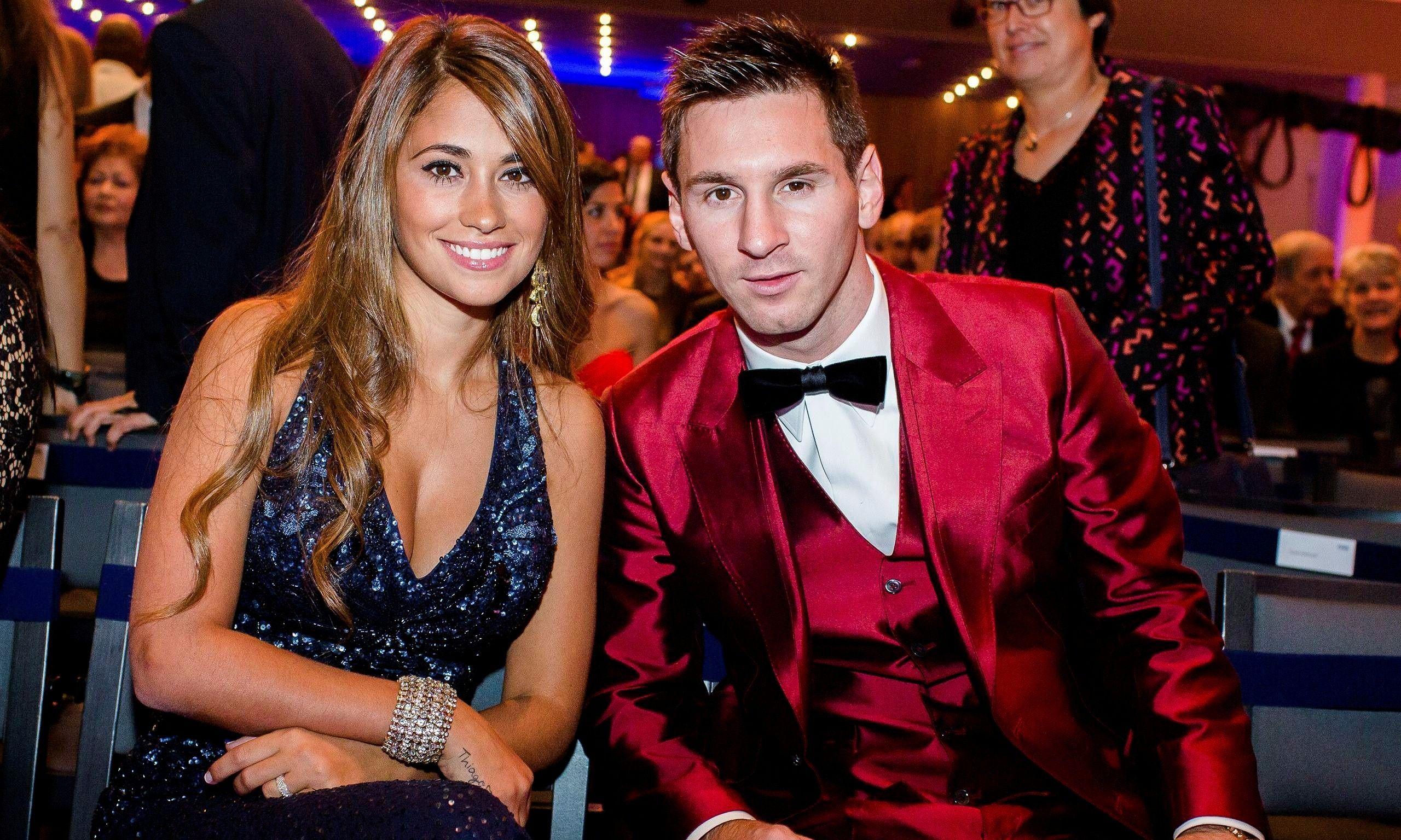 Footballer Couple Lionel Messi With His Wife Antonella Roccuzzo HD