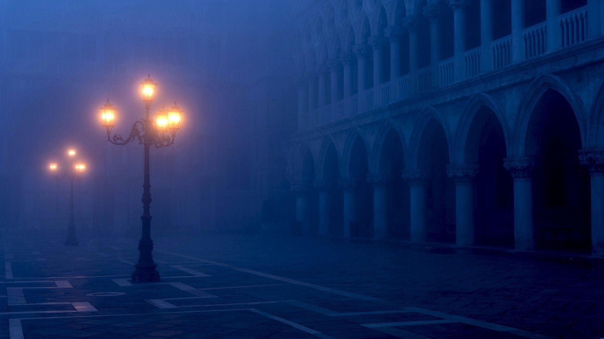 Other Foggy Night Palace Courtyard Fog Lamps Wallpaper Other