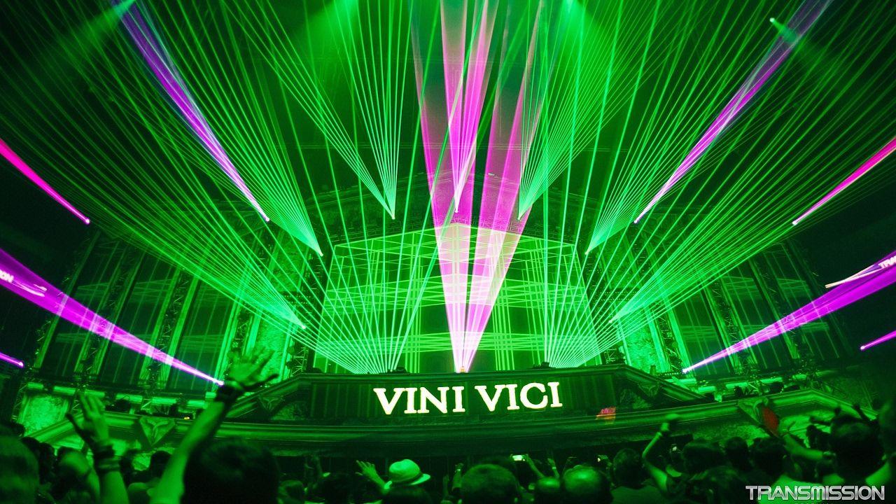Armin van Buuren & Vini Vici ft. Hilight Tribe Spirit Live