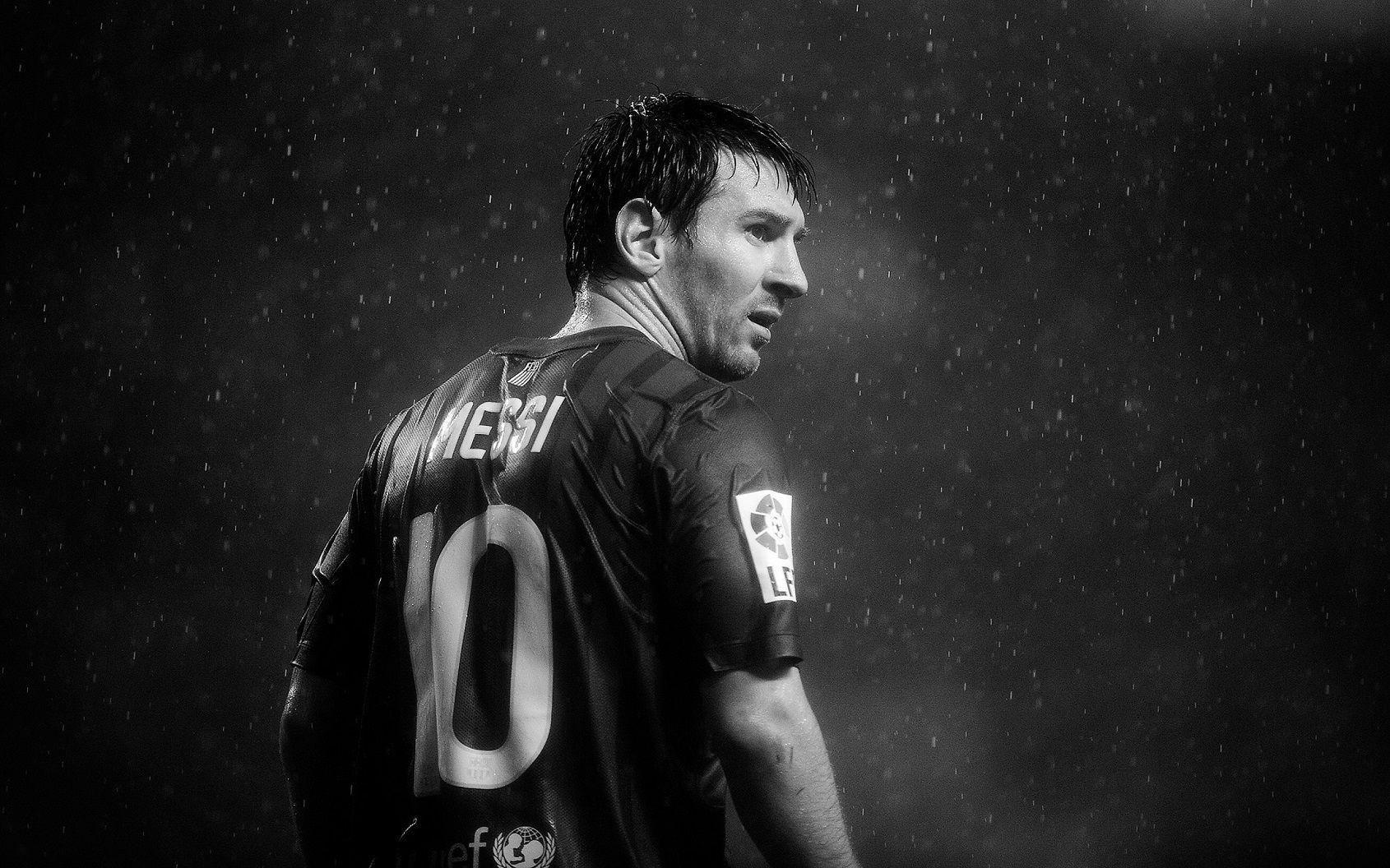 Lionel Messi Black White Photo Raining