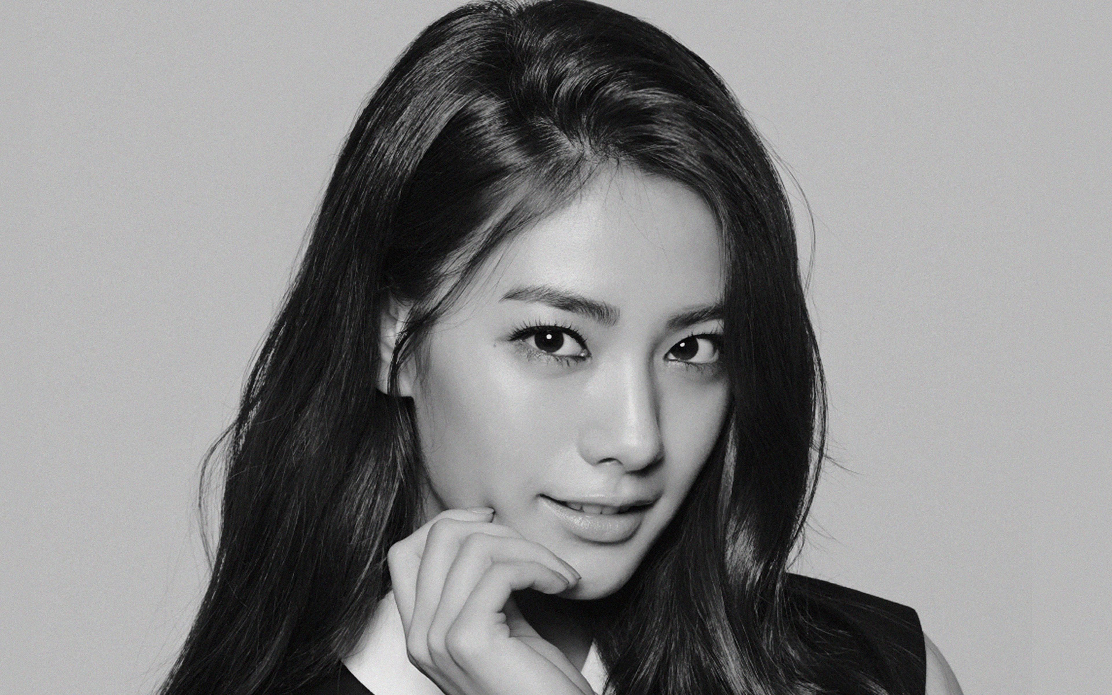 I Love Papers. nana kpop idol dark bw music girl