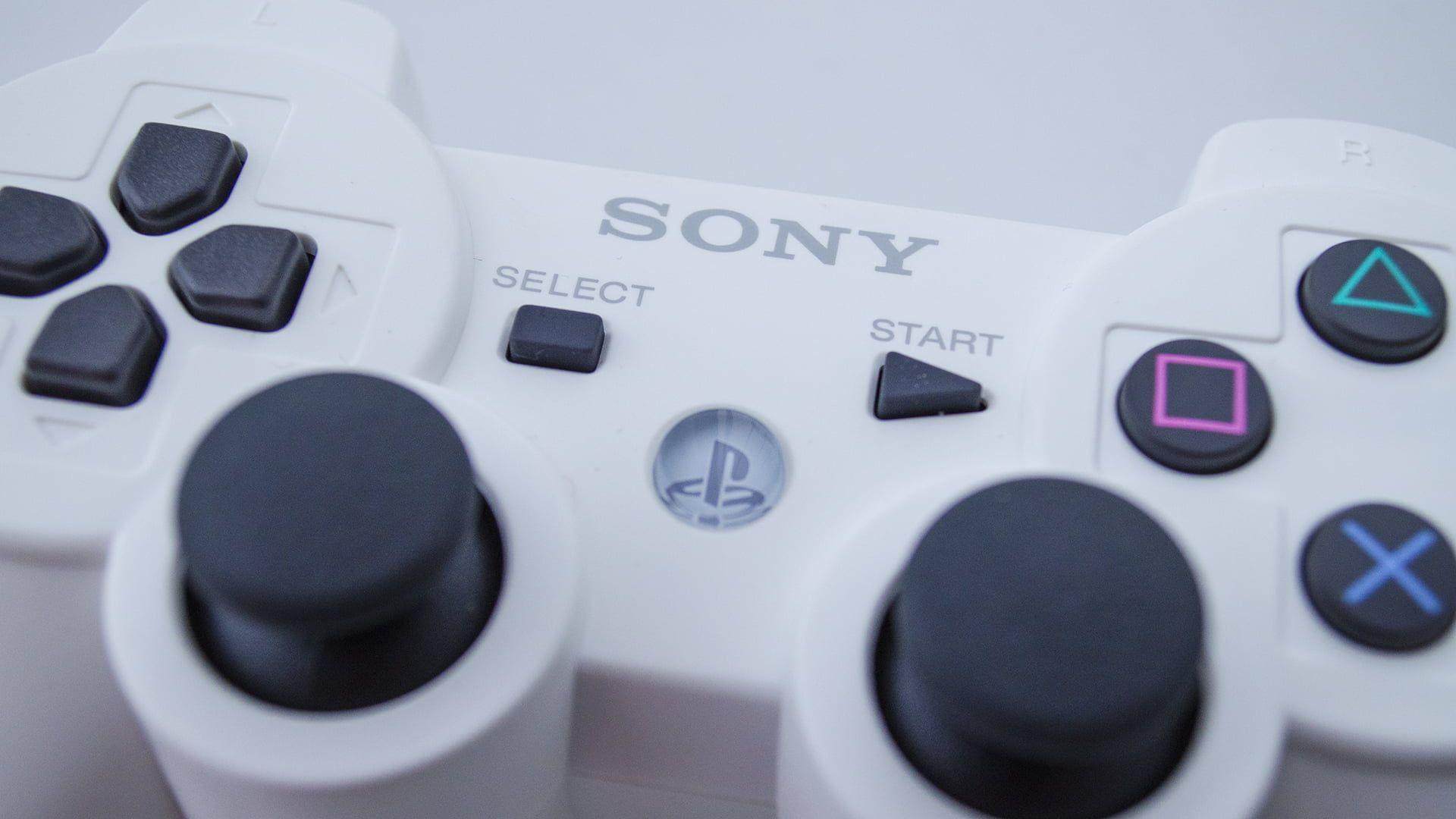 White Sony PS3 controller, PlayStation, PlayStation controllers