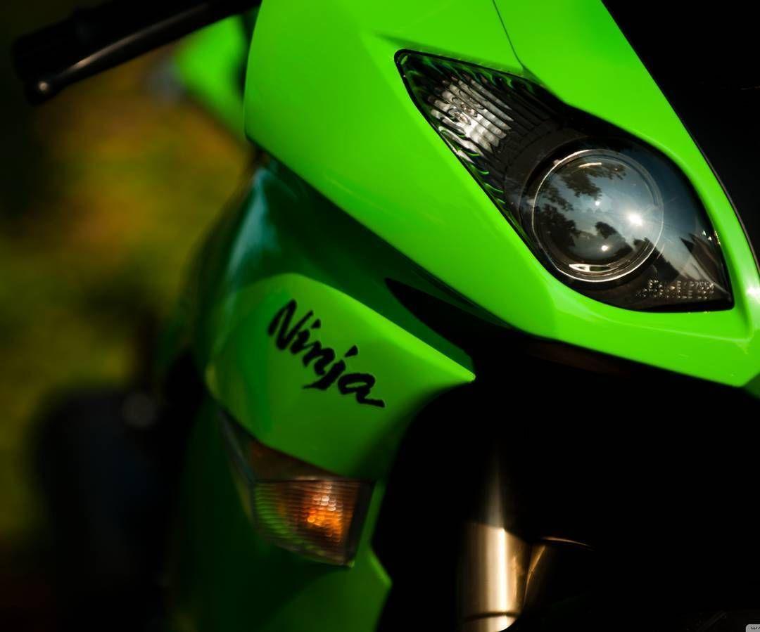 Peek A Boo #kawasaki #ninja #zx6r #greenmonster #bikes #motorbike