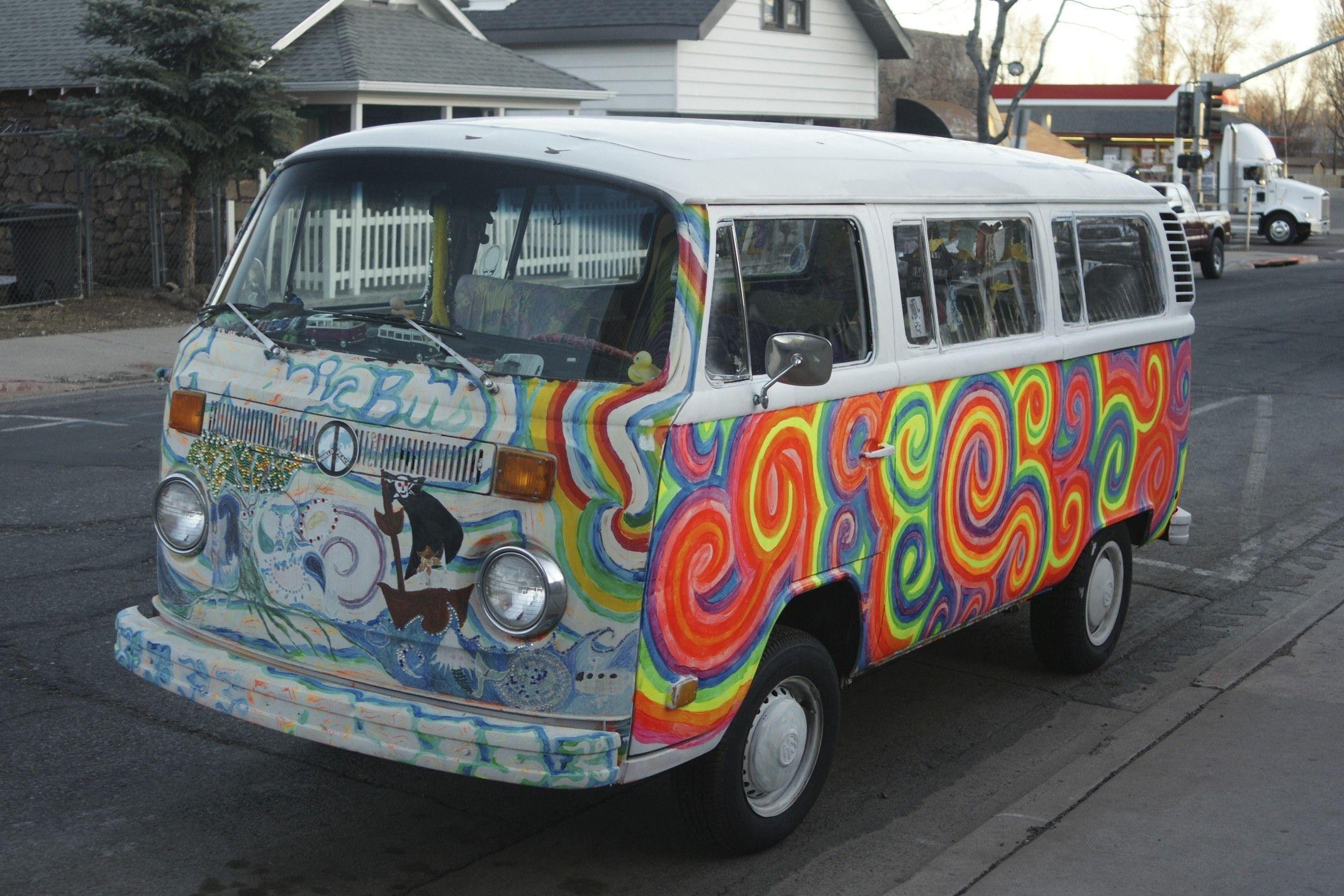 Volkswagen Bus Hippie Wallpaper