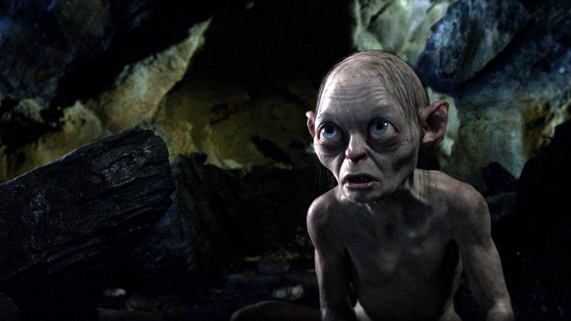 Lord of The Rings Gollum With Ring