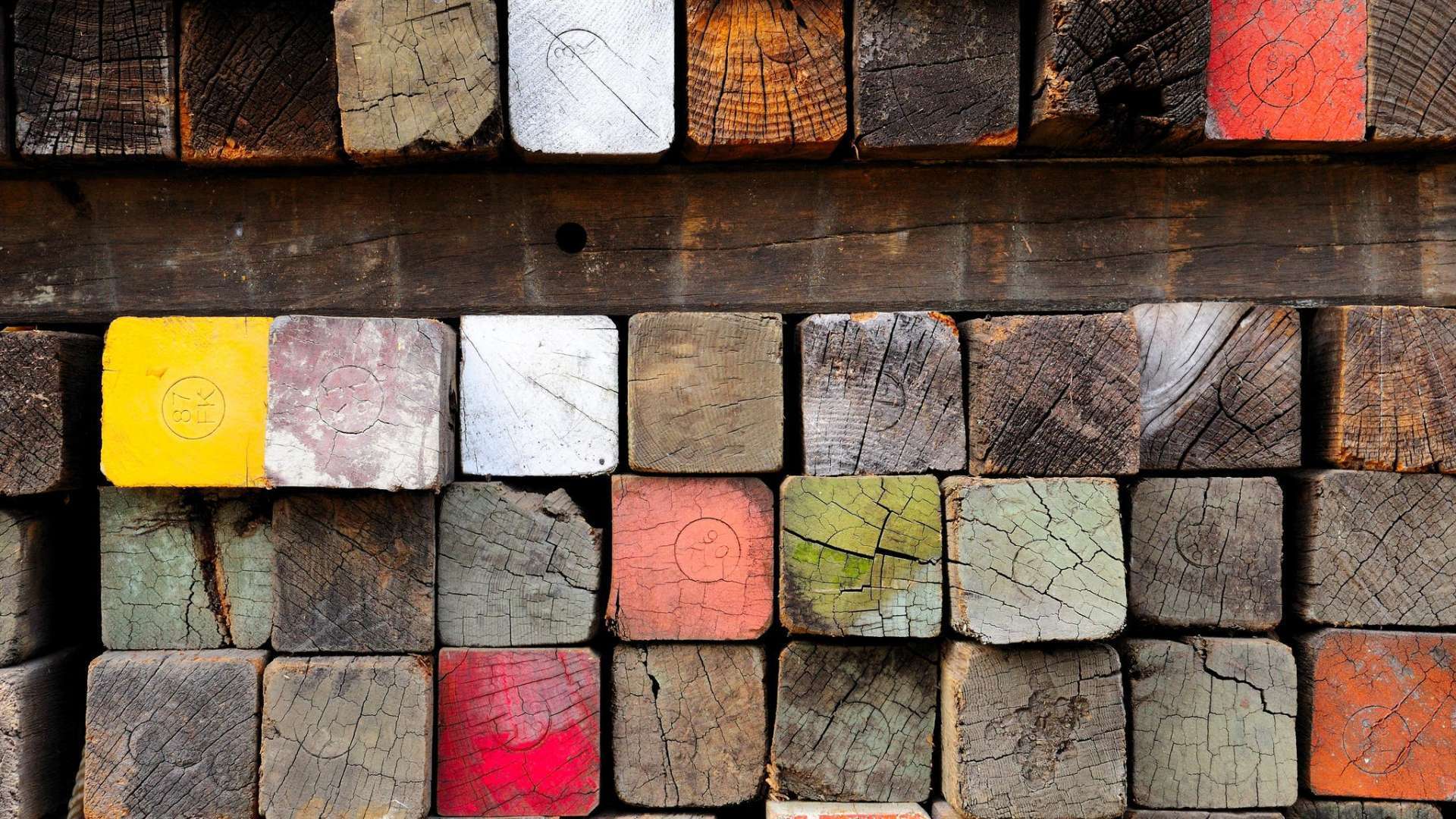 Wood Color Picture Wallpaper
