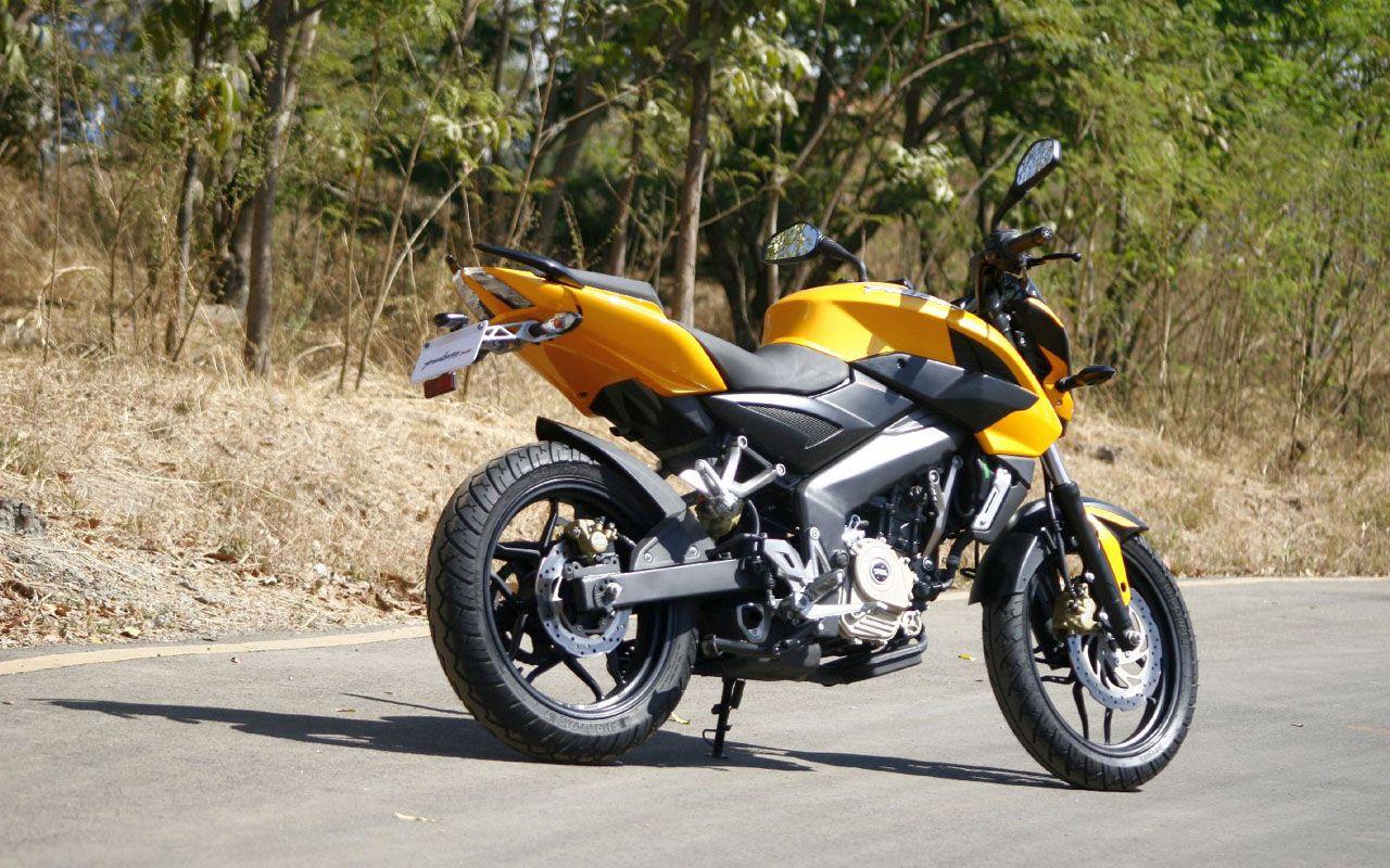 wallpaper: Bajaj Pulsar 200 NS Wallpaper