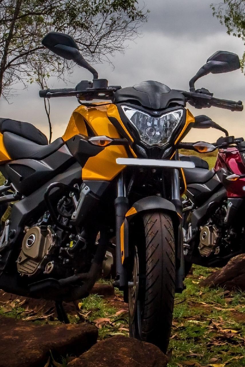 Pulsar 200 Ns Wallpaper