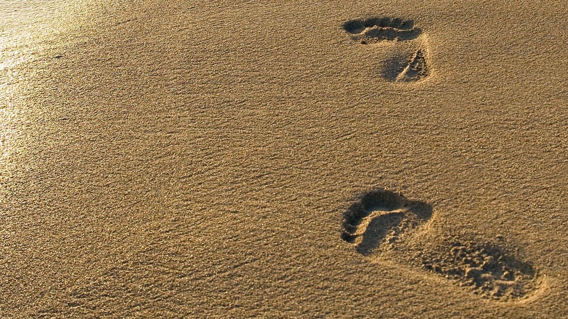 Footprints in the Sand Wallpaper