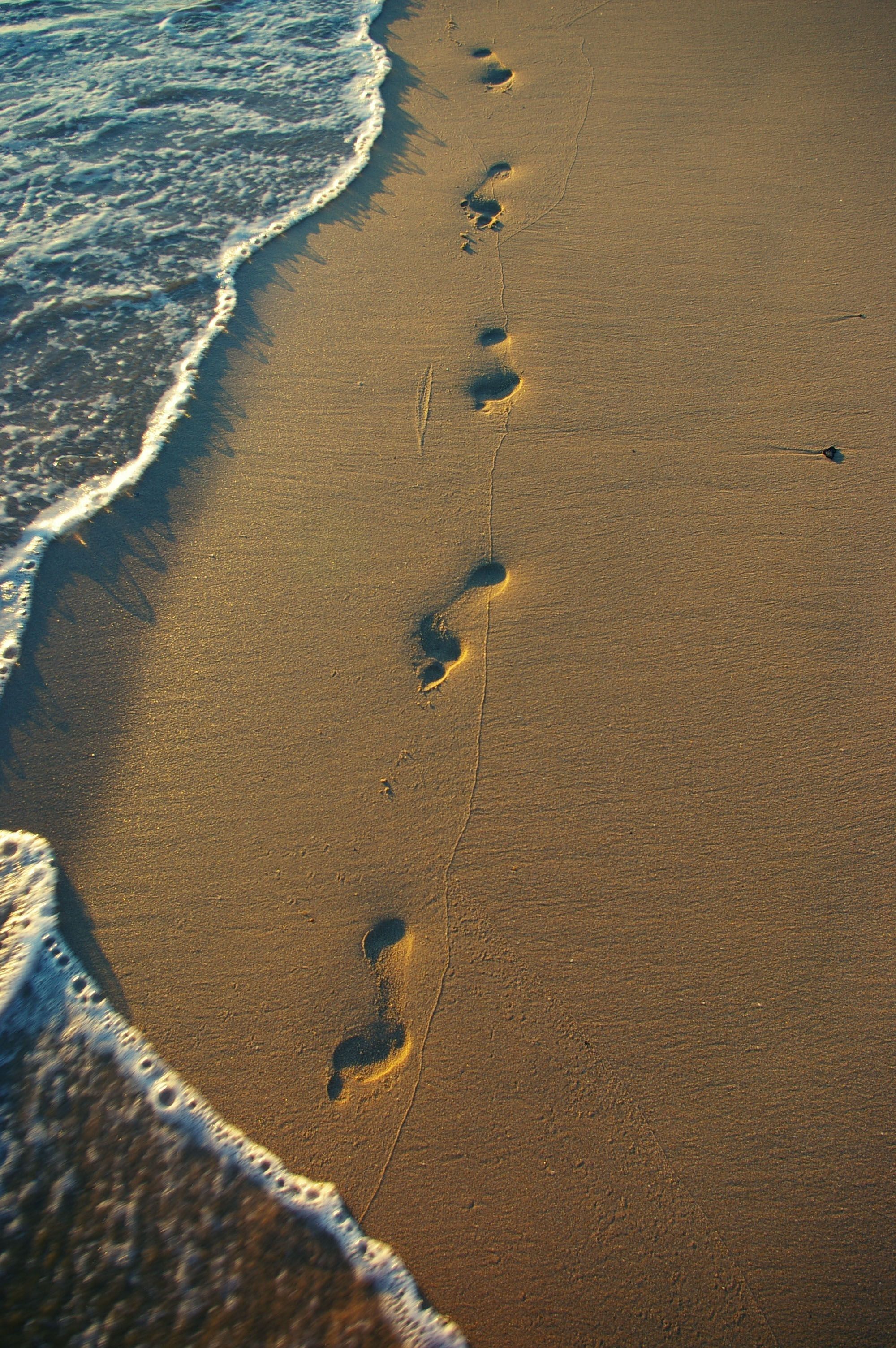 New Image Of Footprints In The Sand FULL HD 1920×1080 For PC