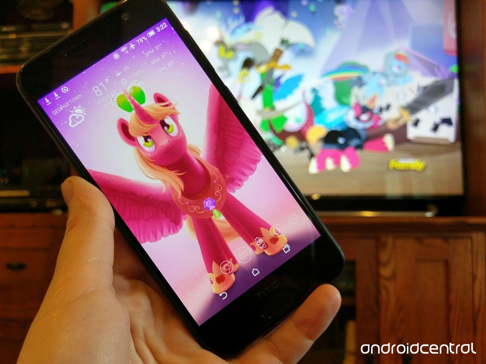 Put some love on your home screen with these My Little Pony