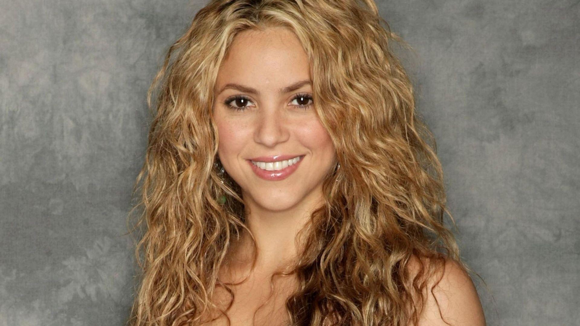 Shakira Backgrounds - Wallpaper Cave
