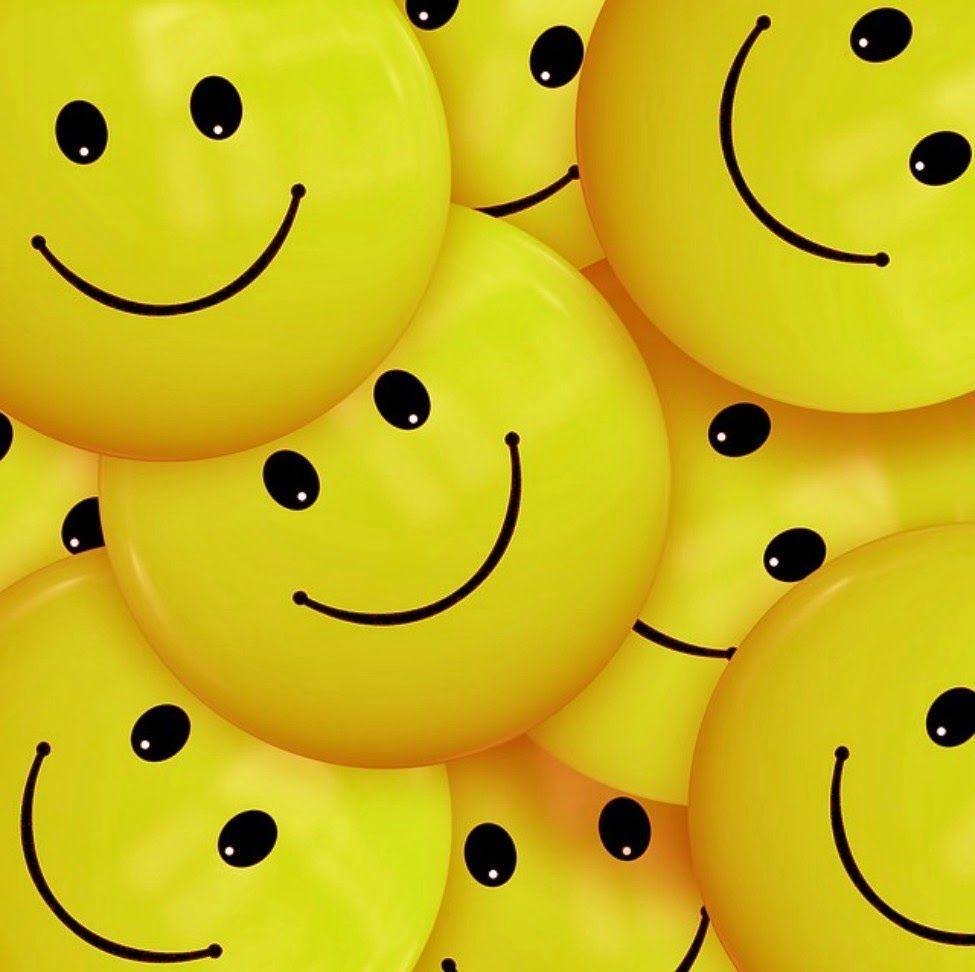 smiley face background HD wallpaper for mobile Facebook free. Smiley face image, Cute smiley face, Happy smiley face