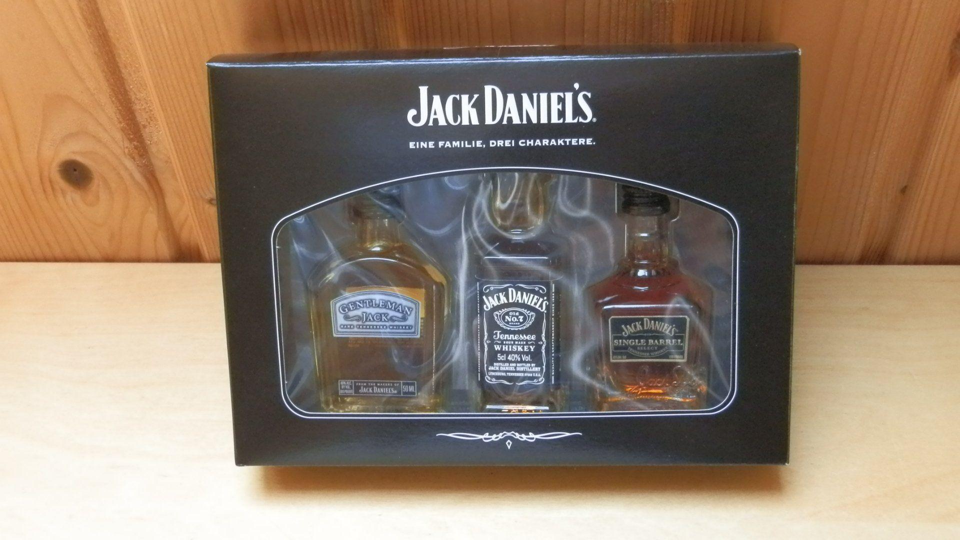 Jack Daniel's Gentleman Jack, Impression 2. JunkFoodTaster.com