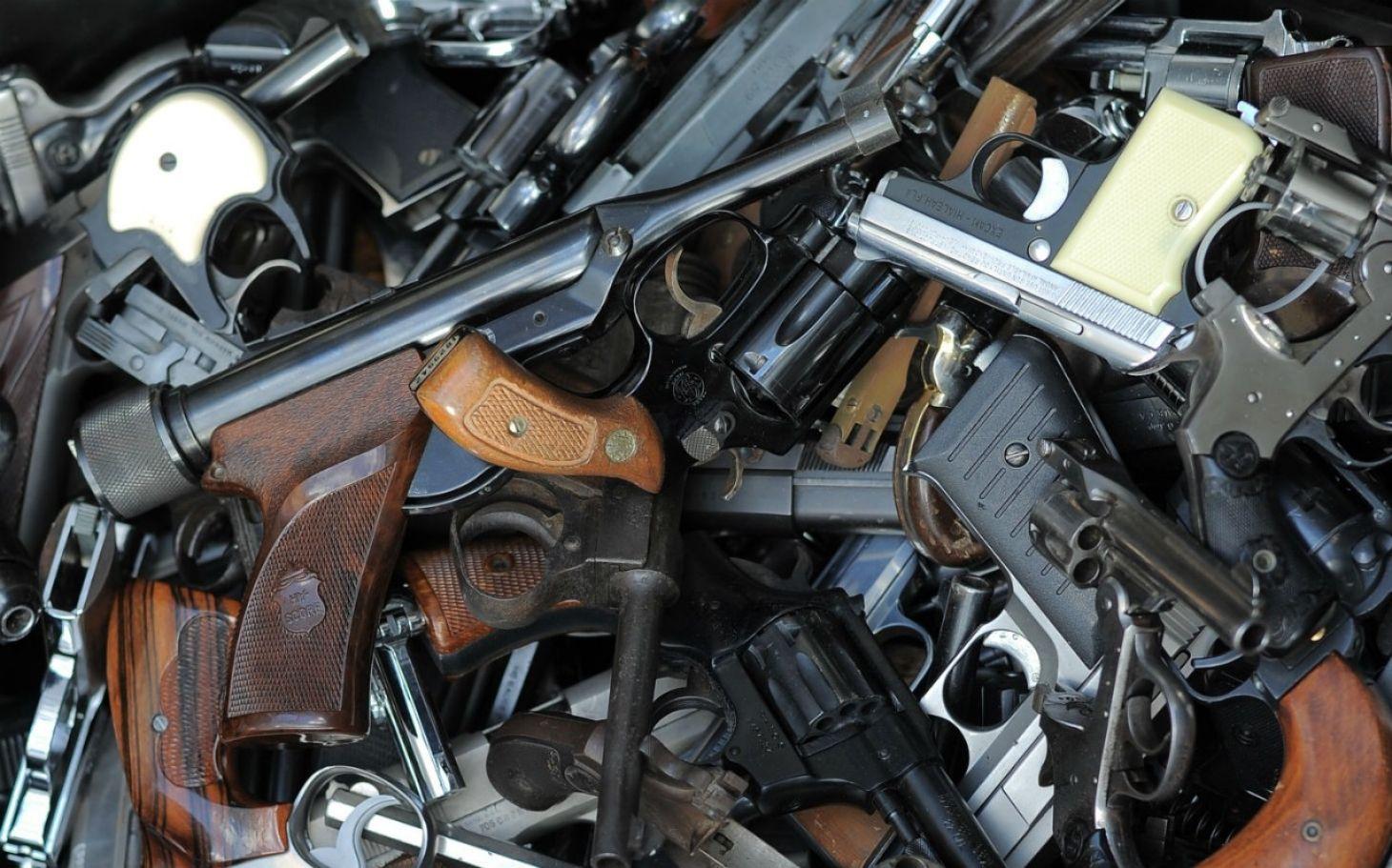 US Police Chiefs Want Gun Background Checks. Al Jazeera America