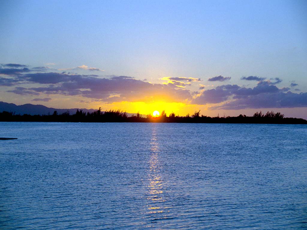 Free On Vacation With A Jamaica Sunset Background For PowerPoint