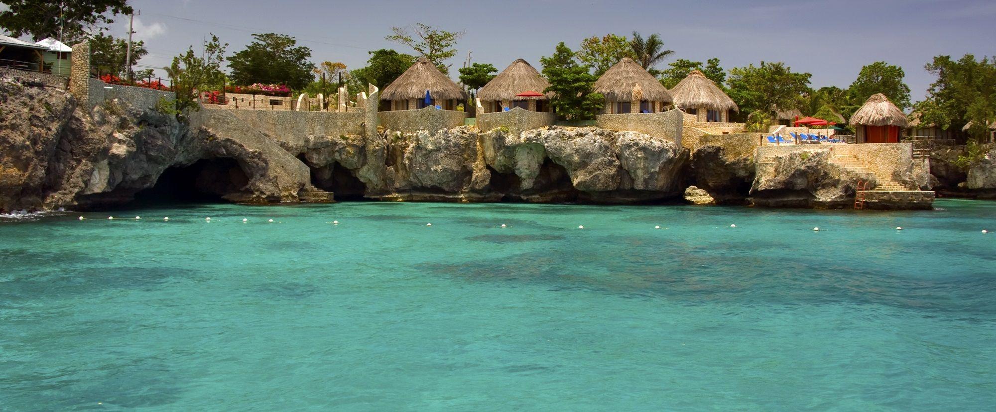 Cox & Kings Adventure Tours & Holiday Packages: Partnered with G