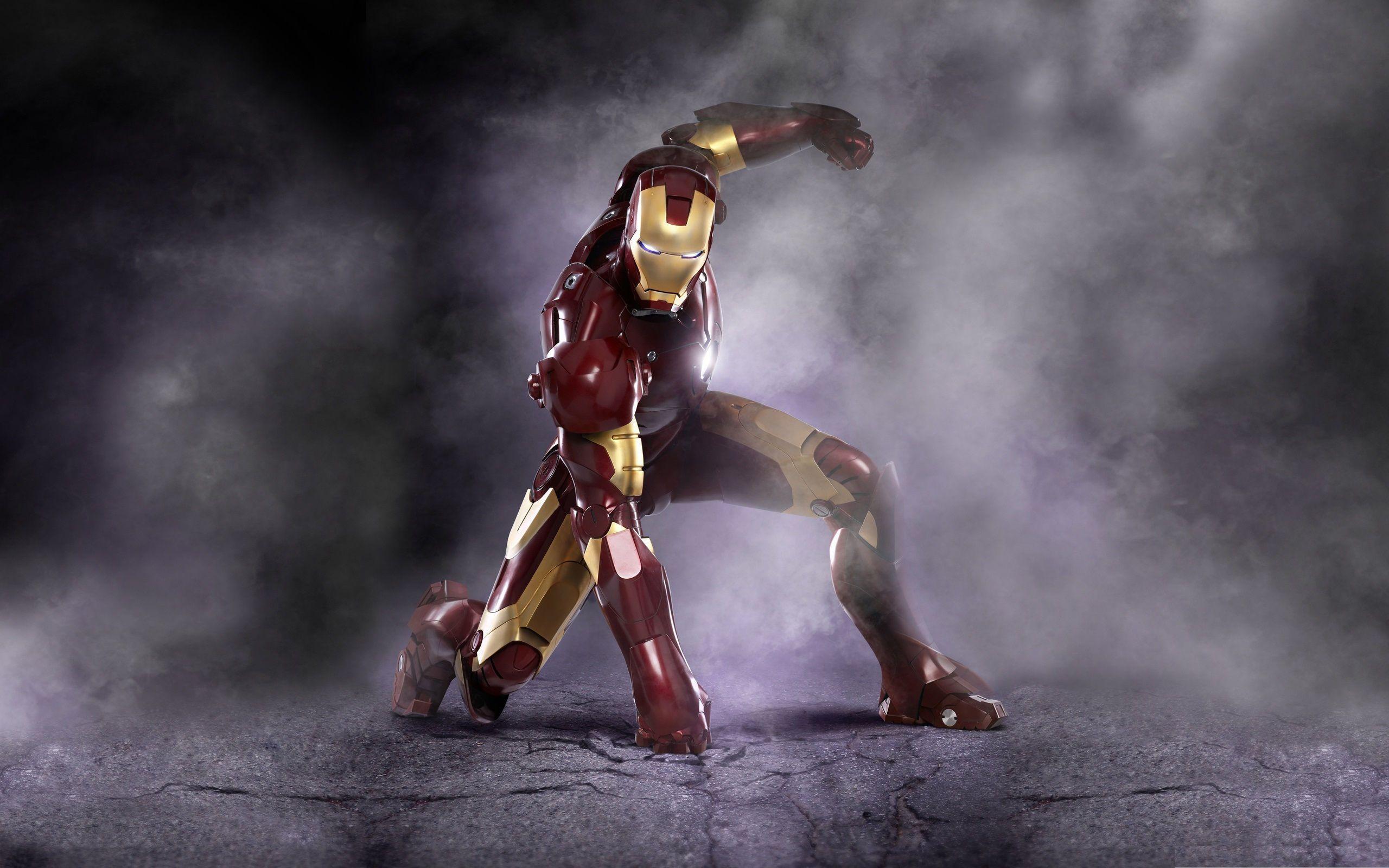 Cool Wallpaper with Iron Man Poses After Landing in the Battle. HD