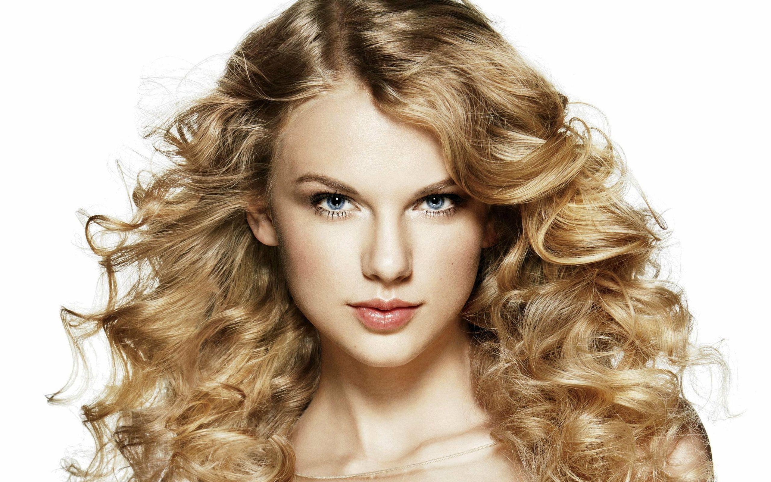 Taylor Swift fearless wallpaper