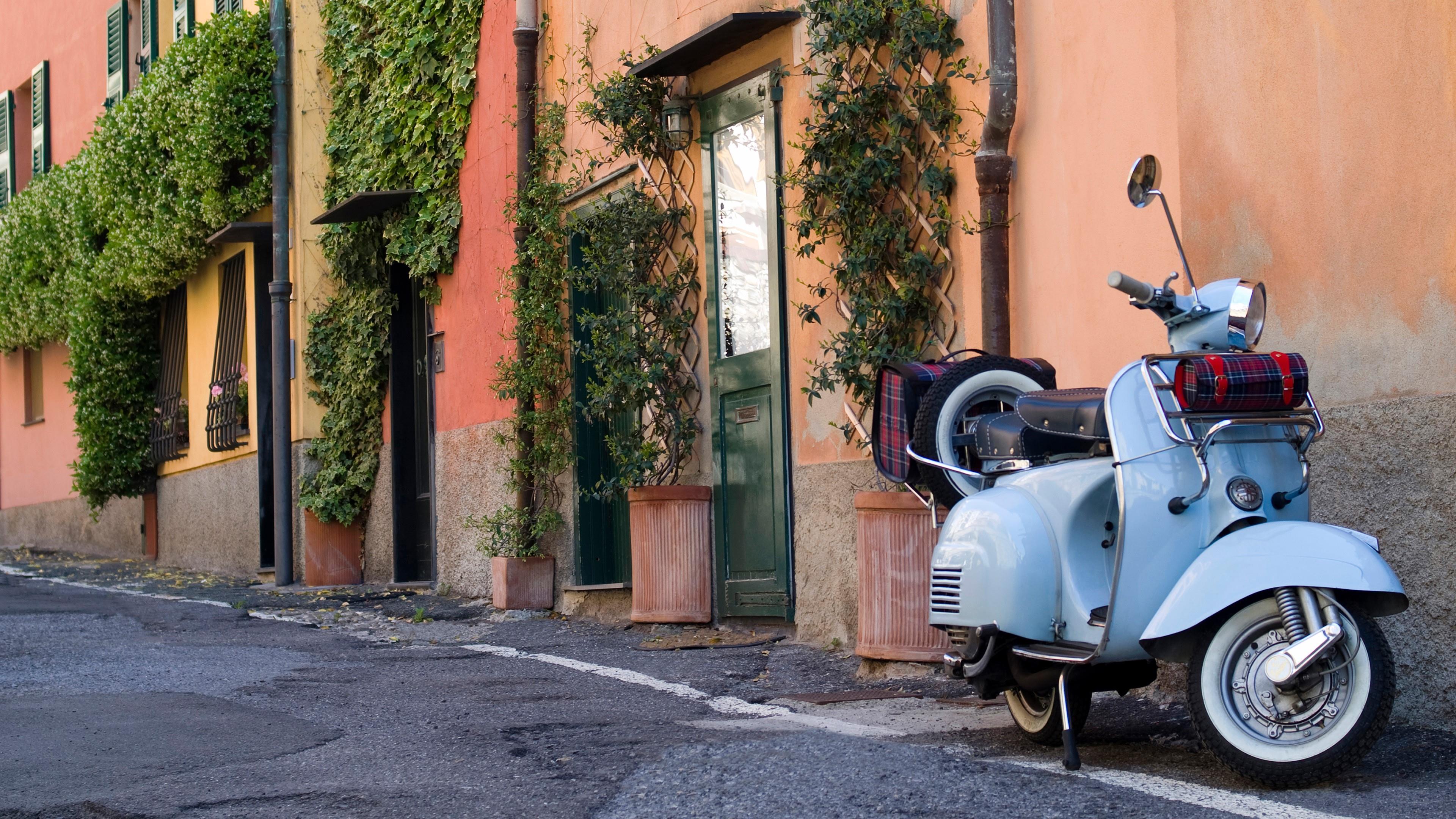 Vespa Wallpapers Classic - Wallpaper Cave