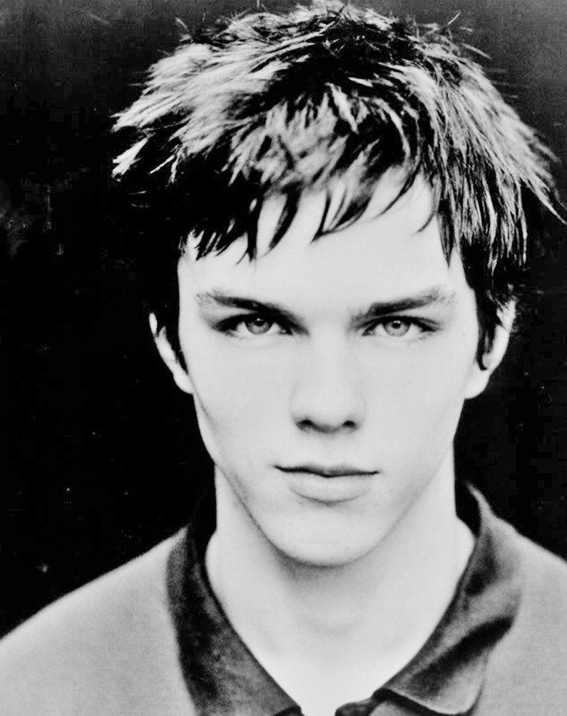 Nicholas Hoult Wallpapers Deviantart - Wallpaper Cave