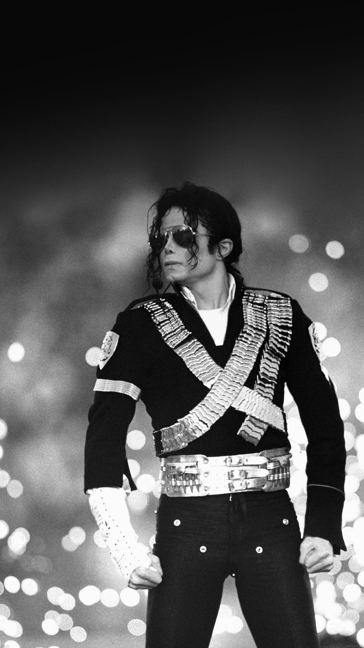 Michael Jackson Pop Black And White Concert. Android Wallpaper