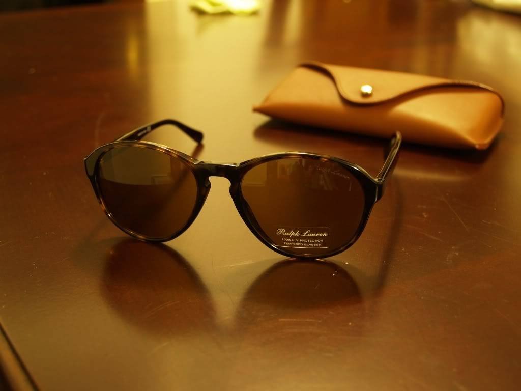 Persol 714 vs 649
