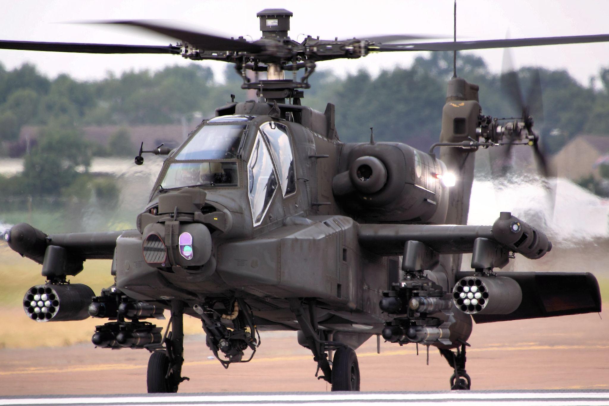 Free Apache Helicopter Image