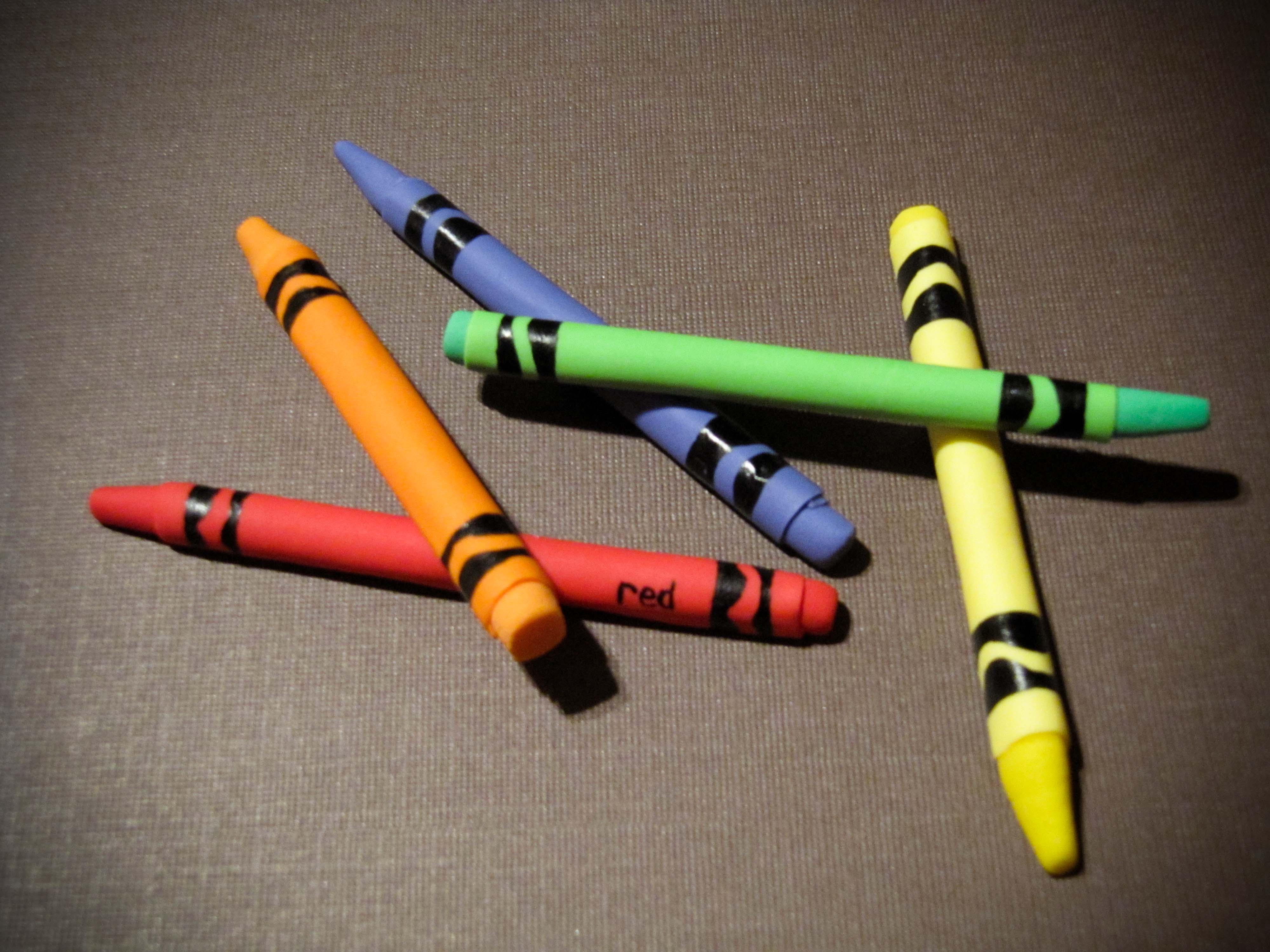 Crayons Wallpaper High Quality