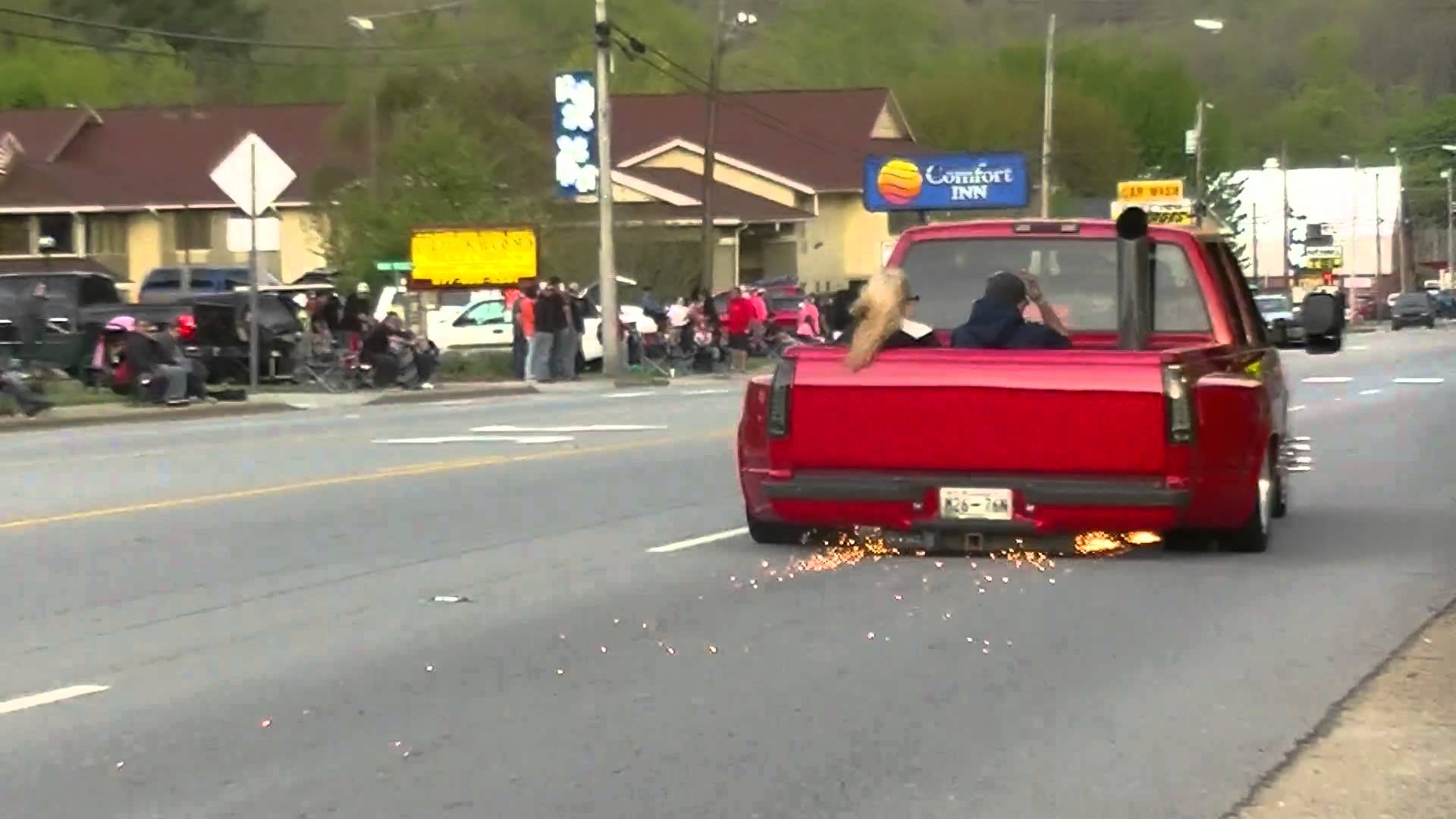 Mini Truckin Nationals 2015 draggin dually