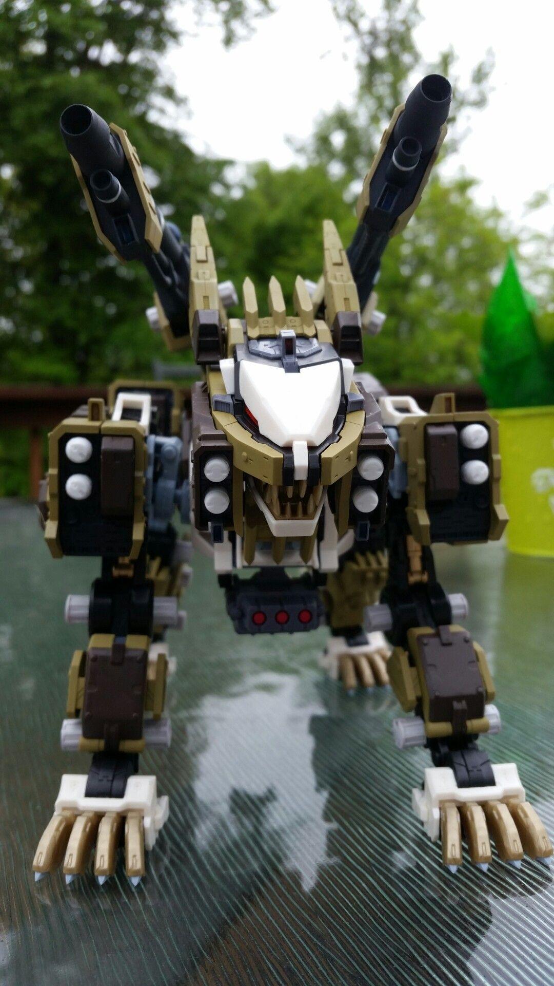 This is my DS (Dessert Storm) Liger Zero Panzer custom Unit
