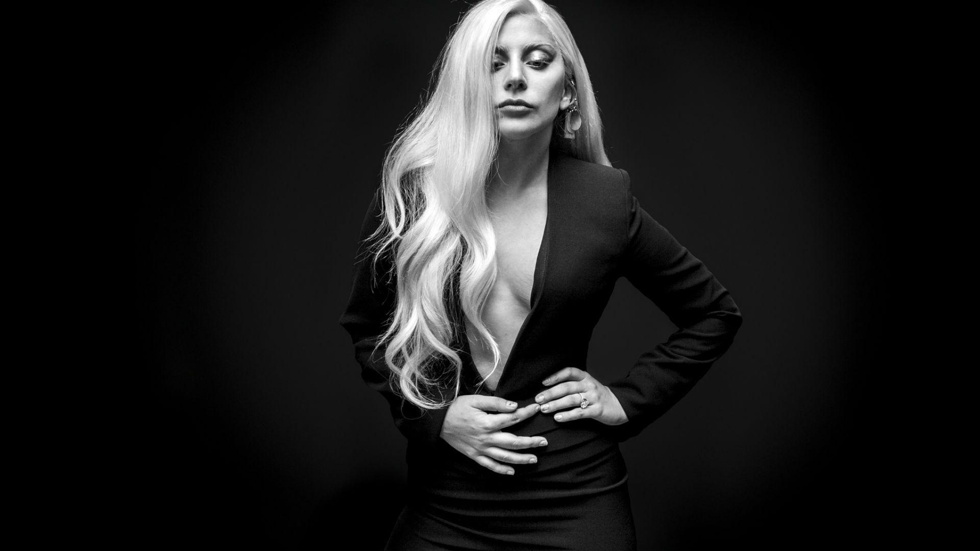 Lady Gaga Wallpaper (Picture)