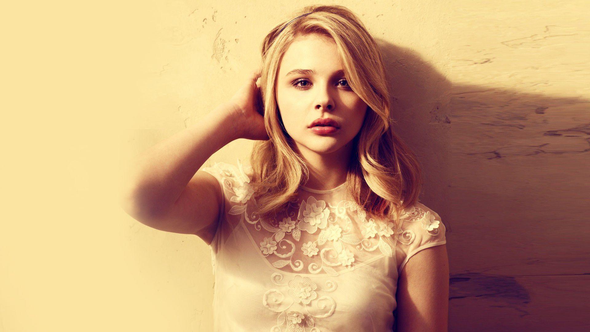 chloe grace moretz wallpaper HD background qqbum HD chloe