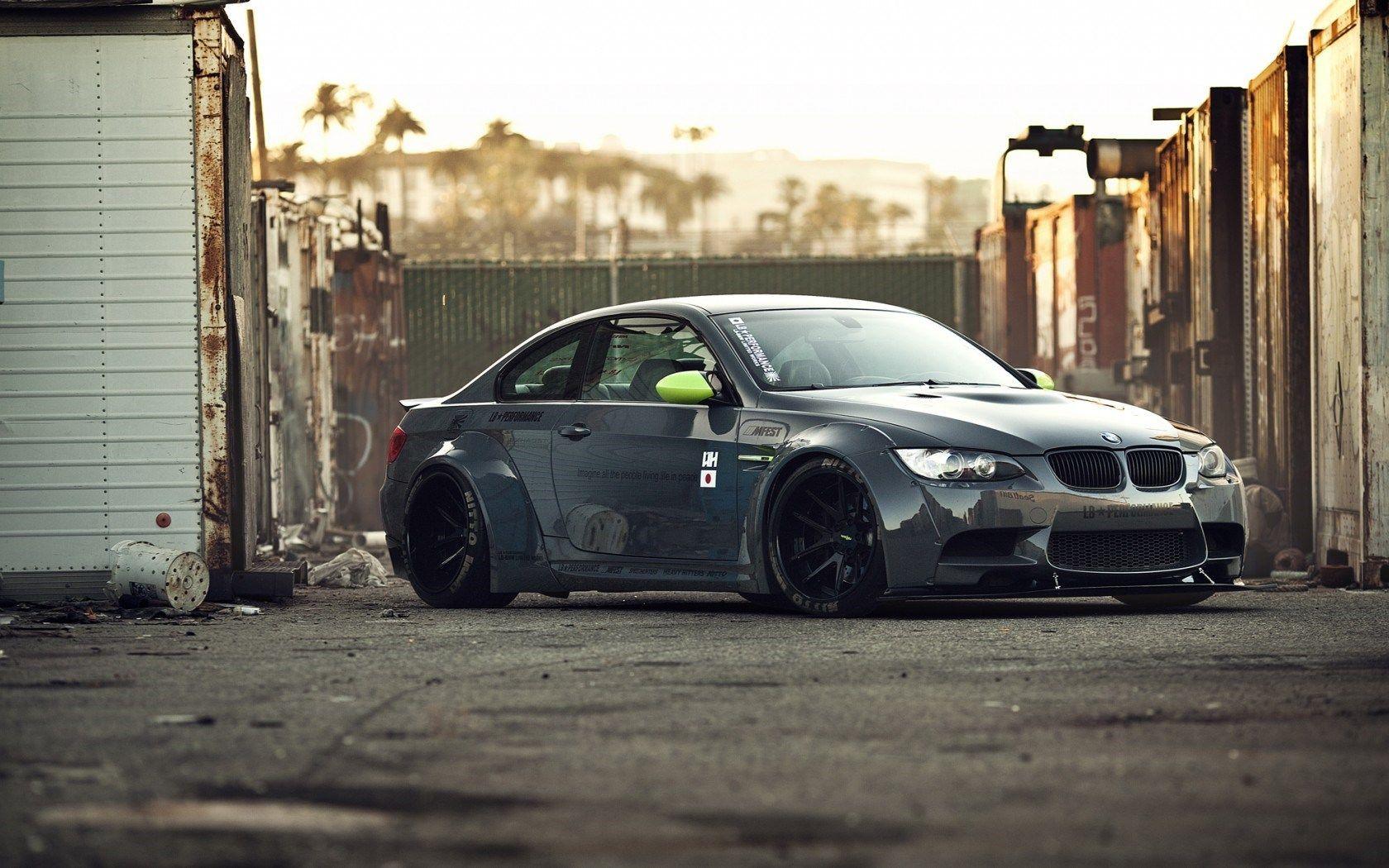 BMW Illegal Street Race Cars Wallpaper