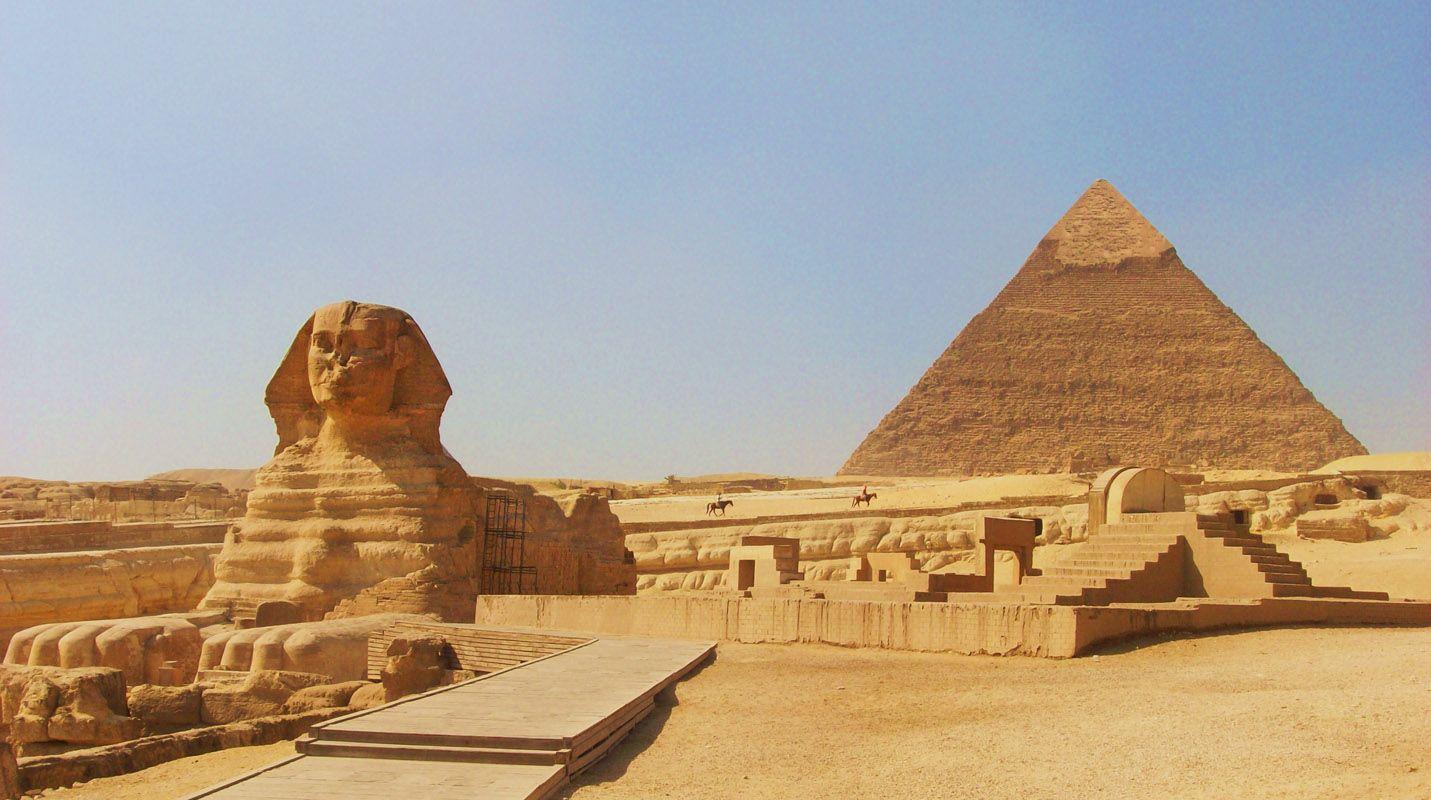 Giza Pyramid And Sphinx Wallpaperx800