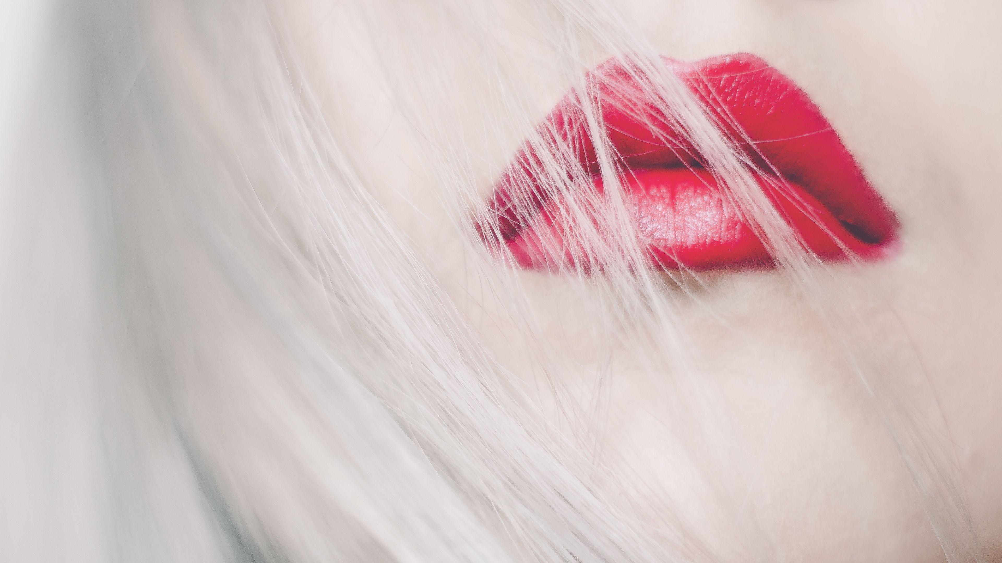 Download wallpaper 3840x2160 lips, red, lipstick, hair, blonde 4k