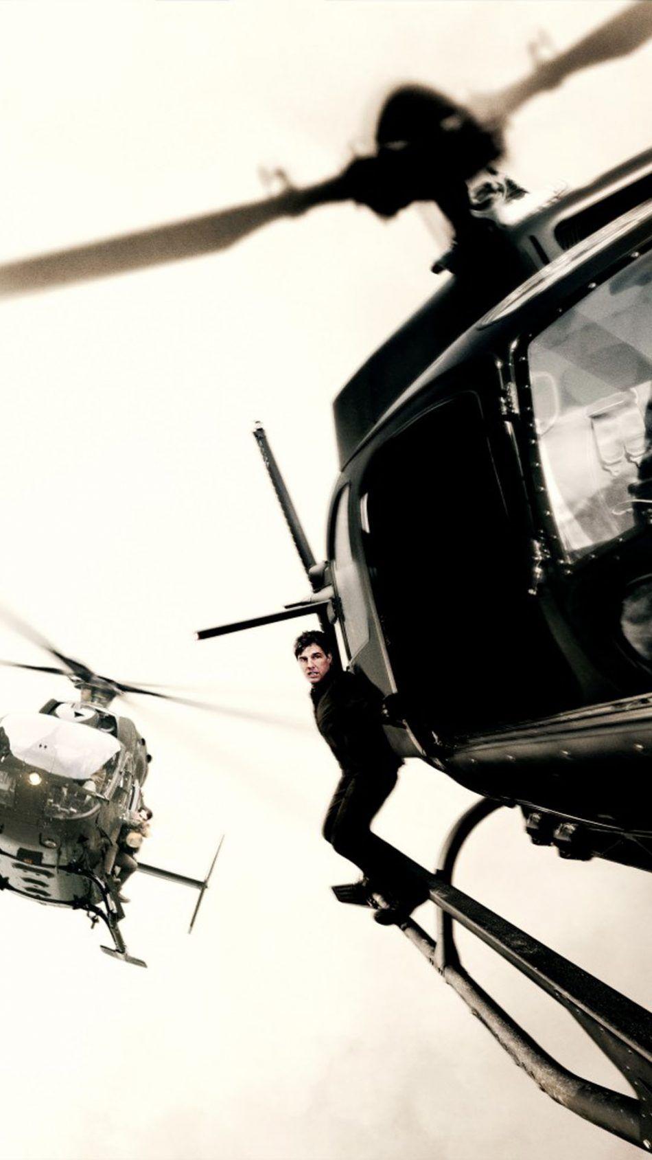 Tom Cruise Chopper Action In Mission Impossible Fallout