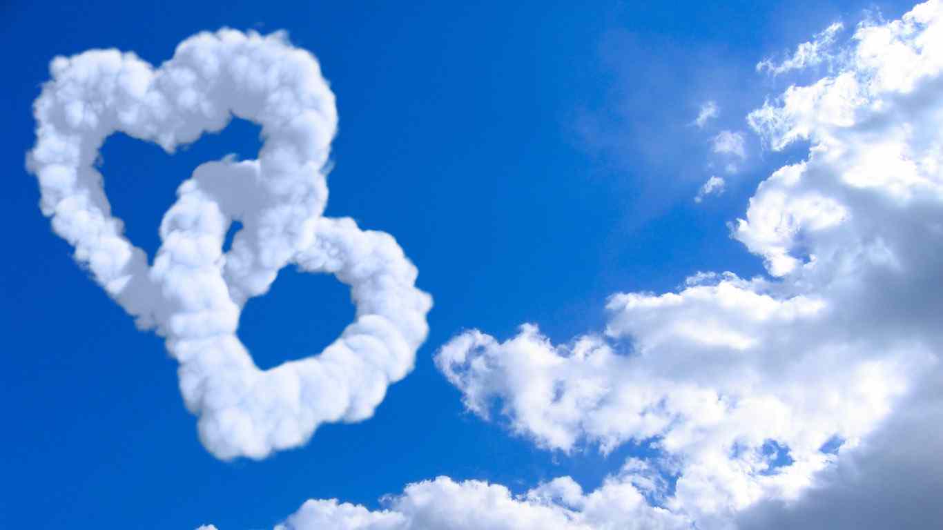 Romantic Cloud Hearts Love Background Wallpaper