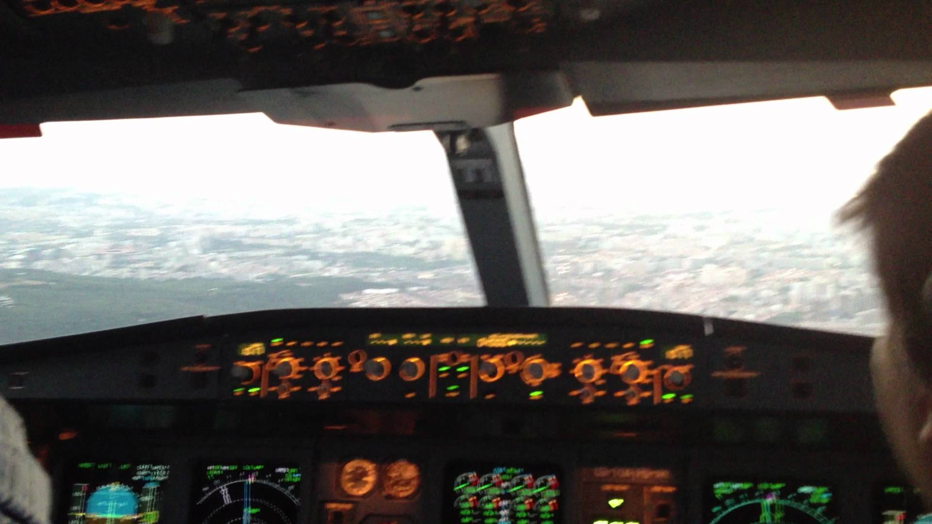 TAP Portugal A340 300 Landing