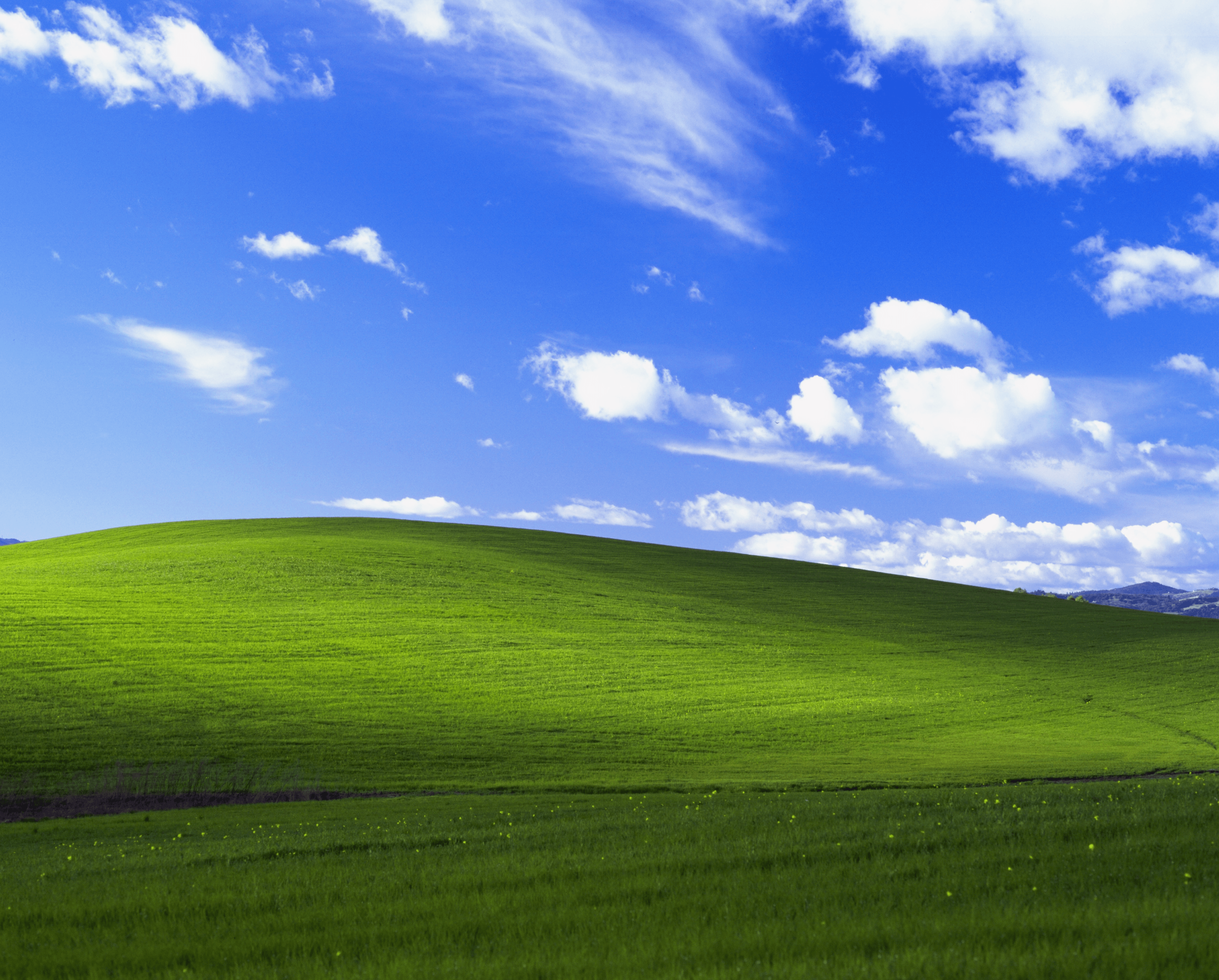 Here's the Windows XP wallpaper in glorious 4K res