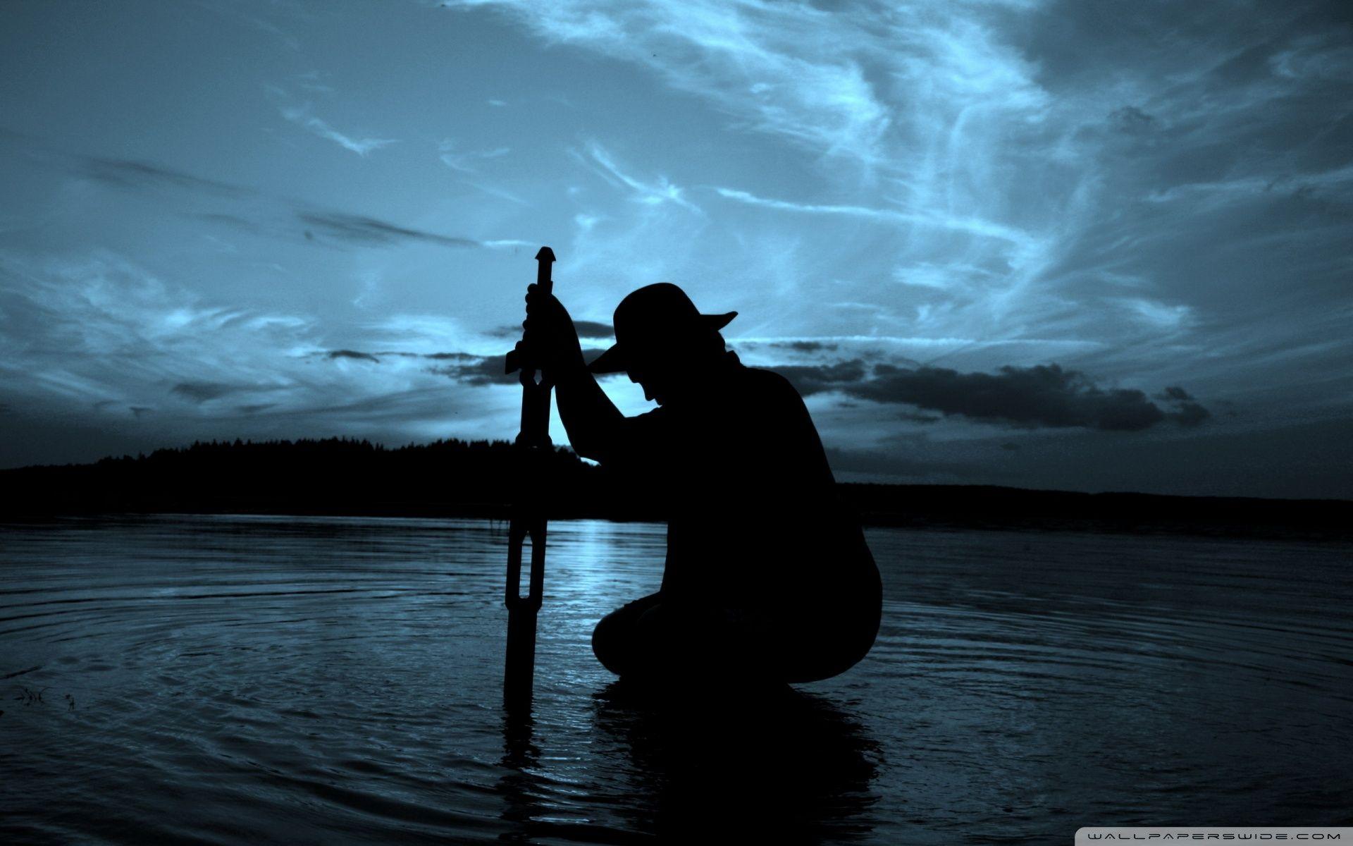 Man With Sword ❤ 4K HD Desktop Wallpaper for 4K Ultra HD TV • Dual