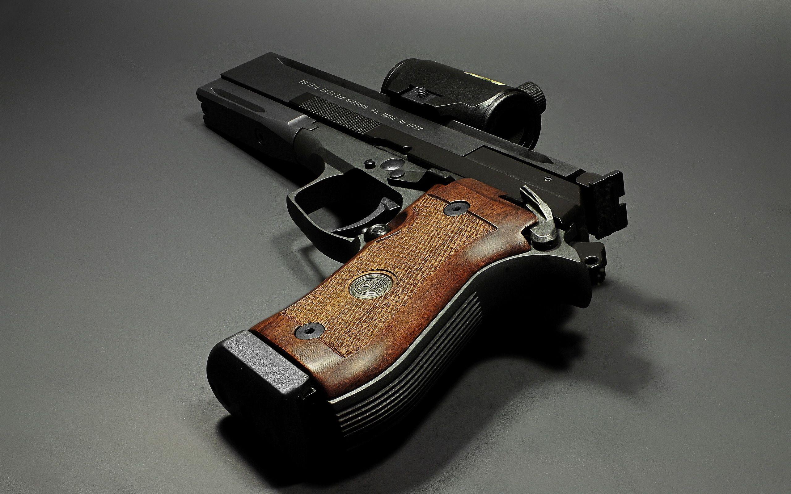 Beretta Pistol HD Wallpaper and Background Image